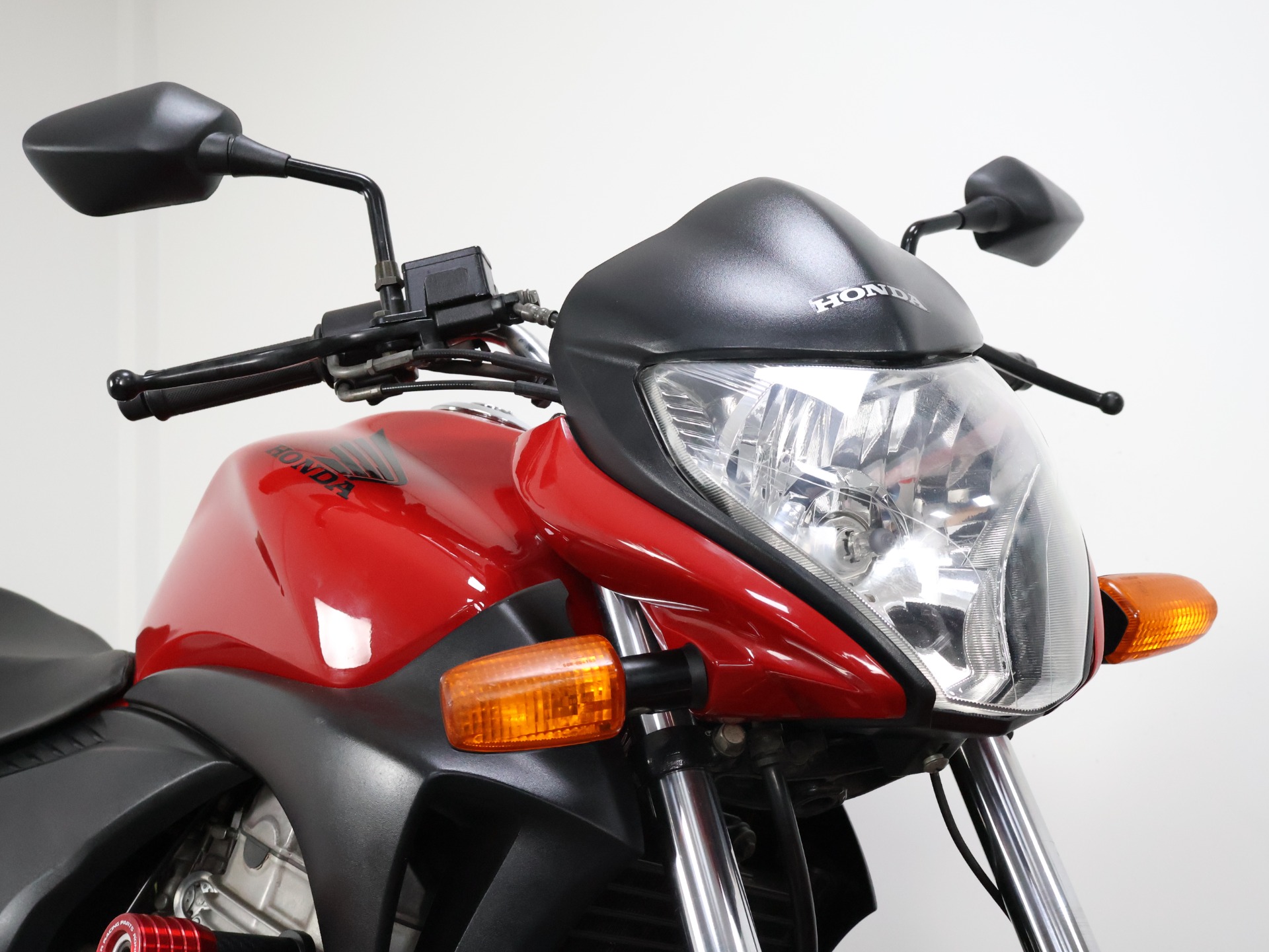 HONDA CB 300R