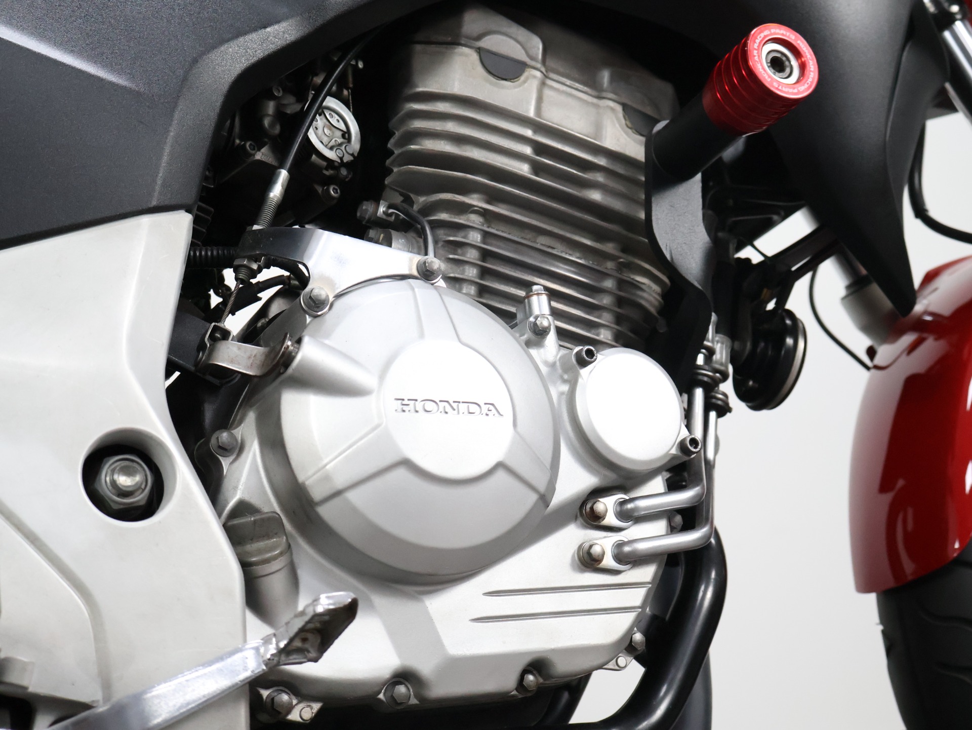 HONDA CB 300R