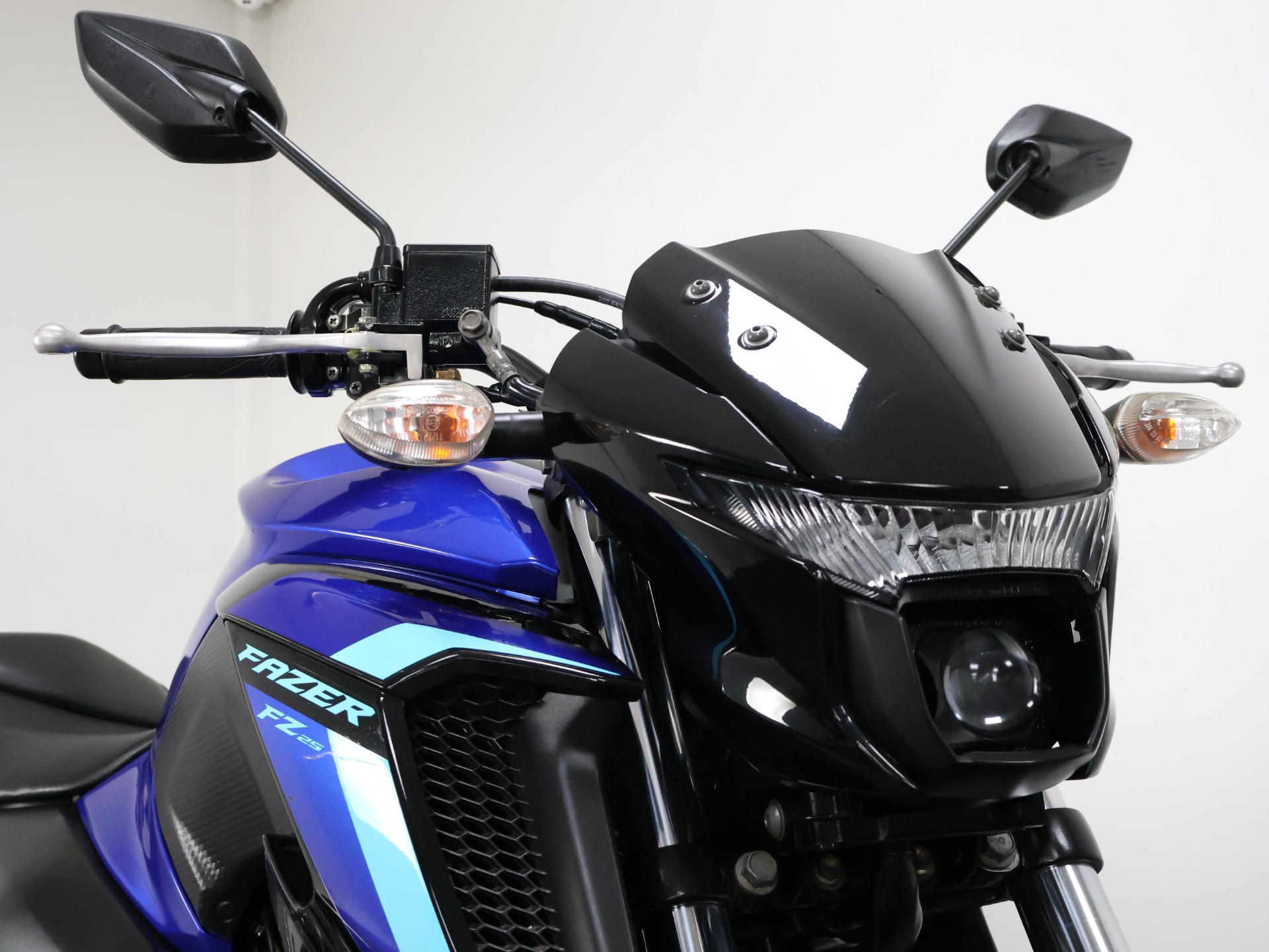 YAMAHA FZ25 FAZER ABS