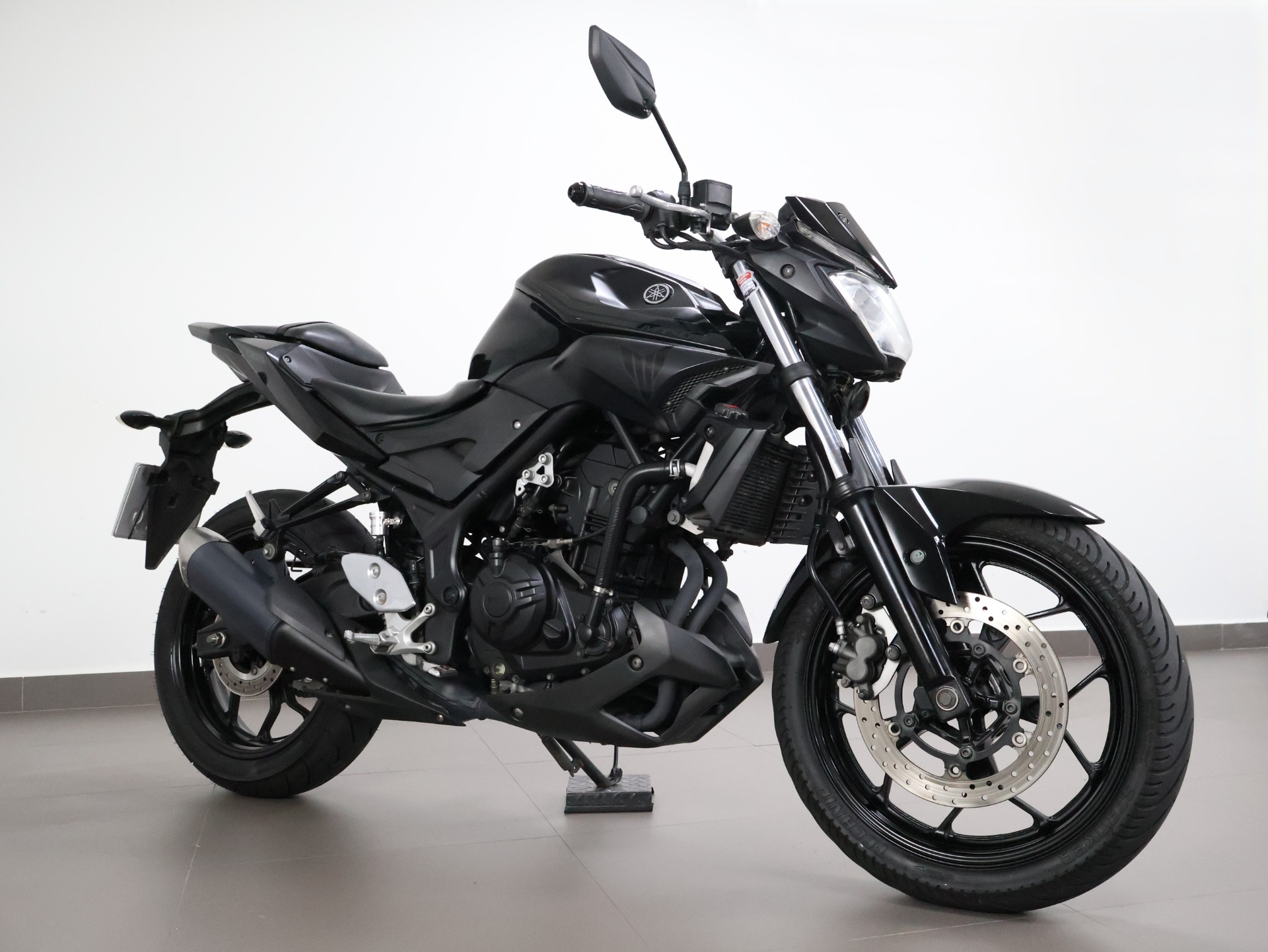 YAMAHA MT-03
