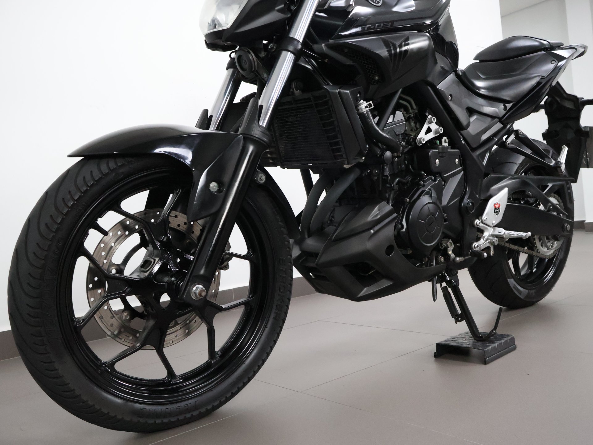 YAMAHA MT-03