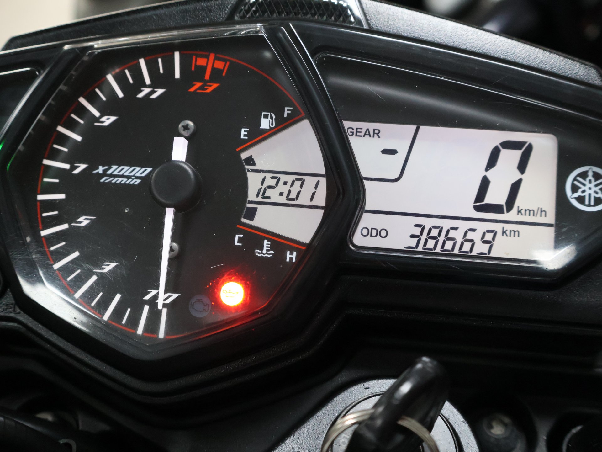 YAMAHA MT-03