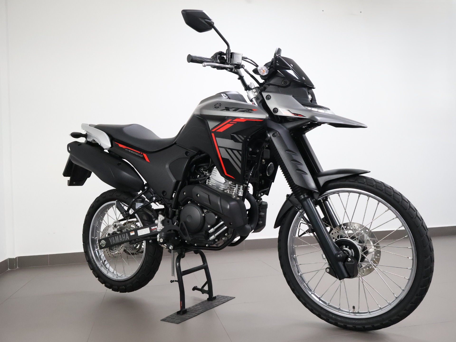 YAMAHA XTZ 250 LANDER