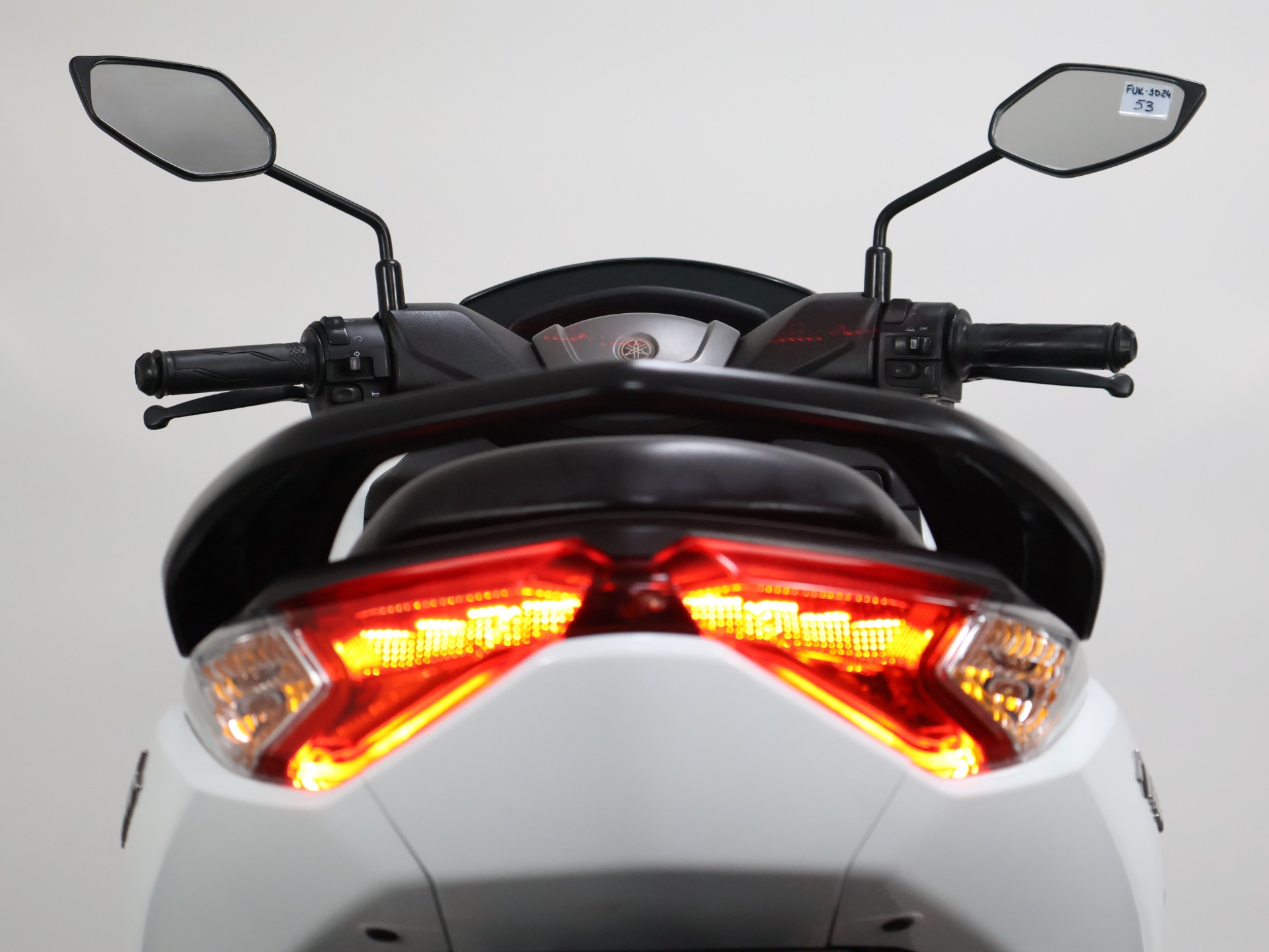 YAMAHA NMAX 160 ABS