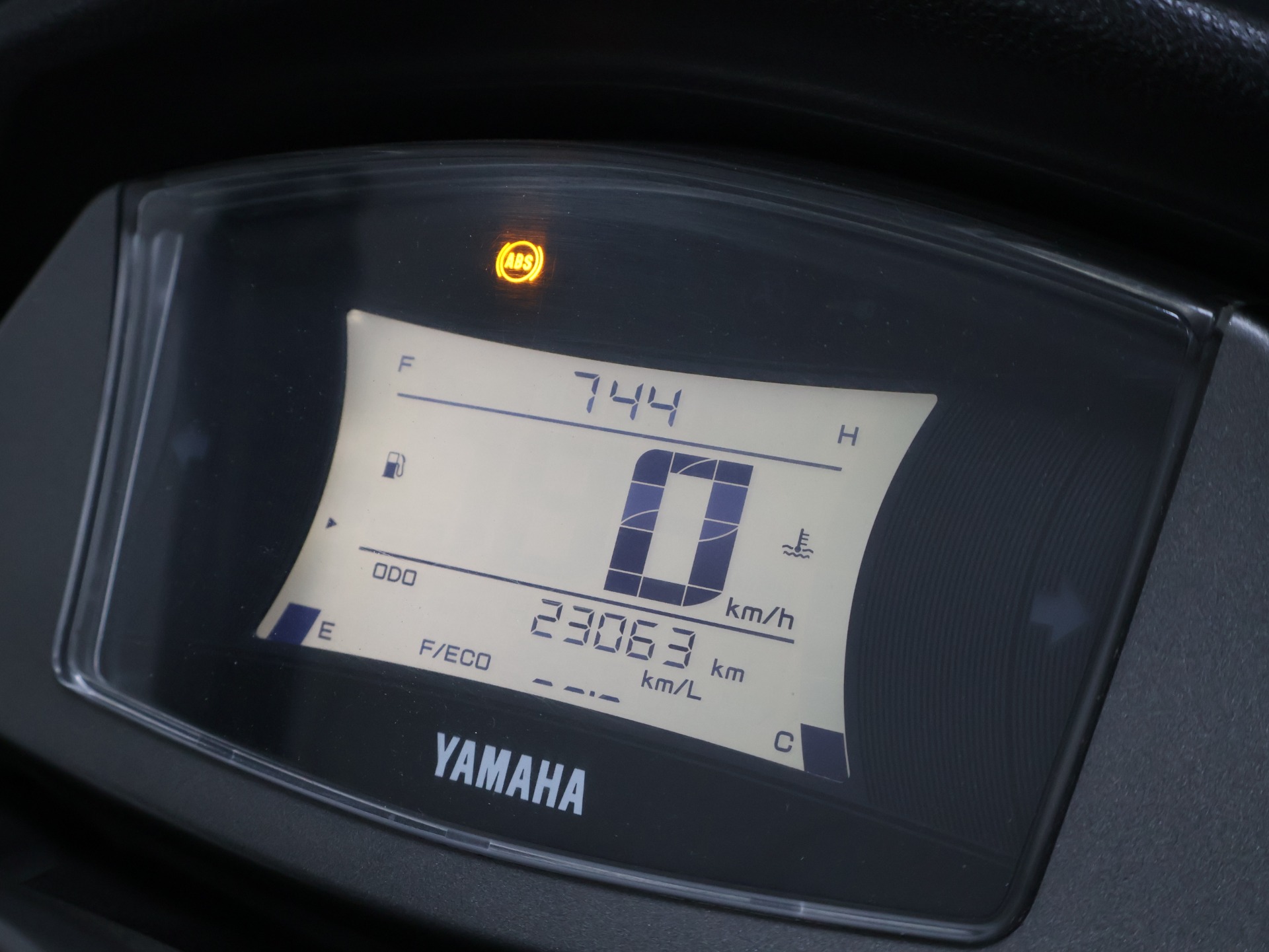 YAMAHA NMAX 160 ABS