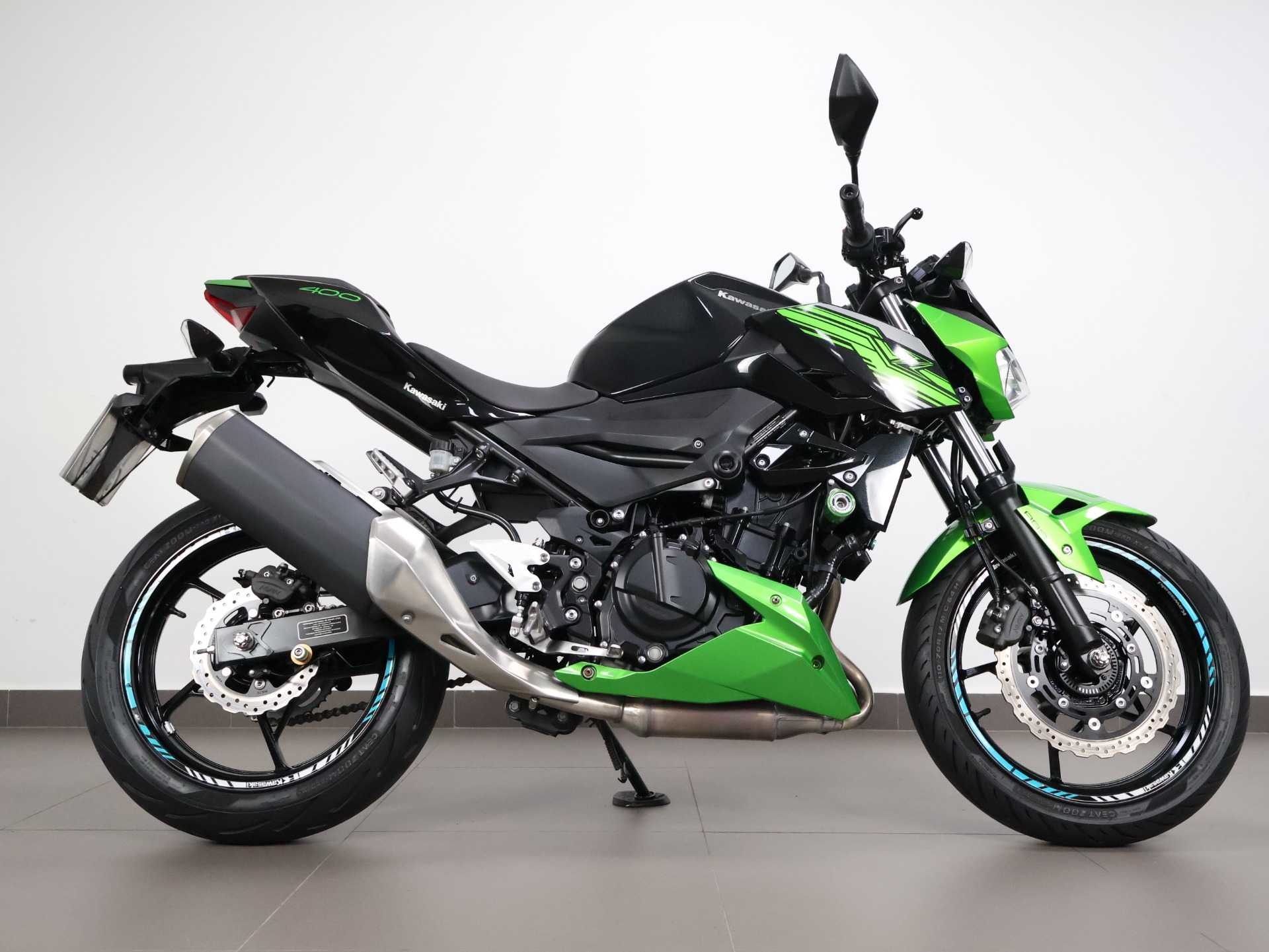 KAWASAKI Z400