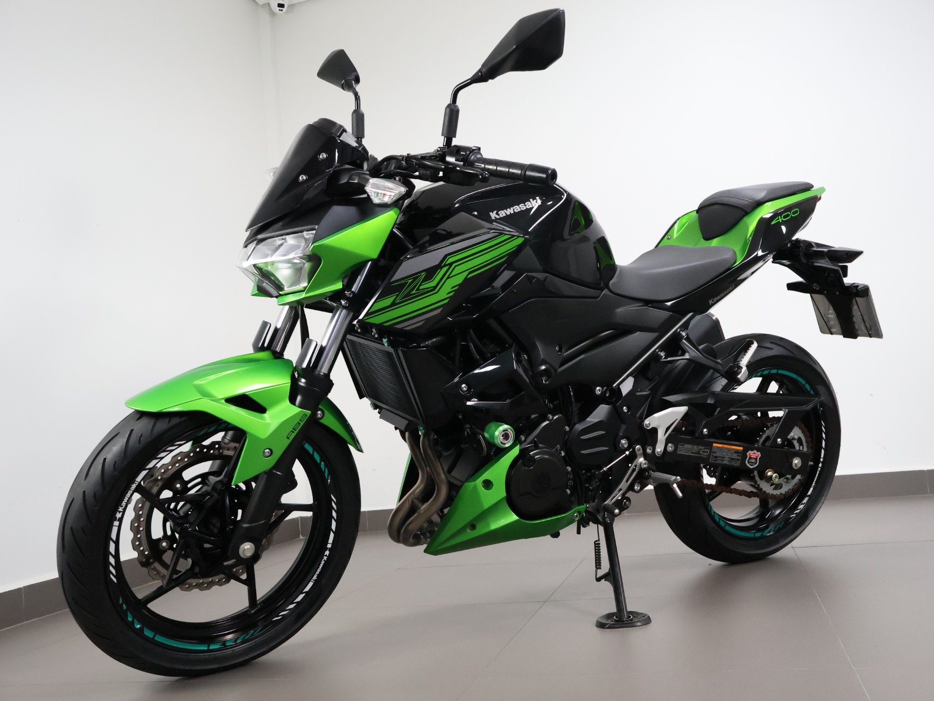 KAWASAKI Z400