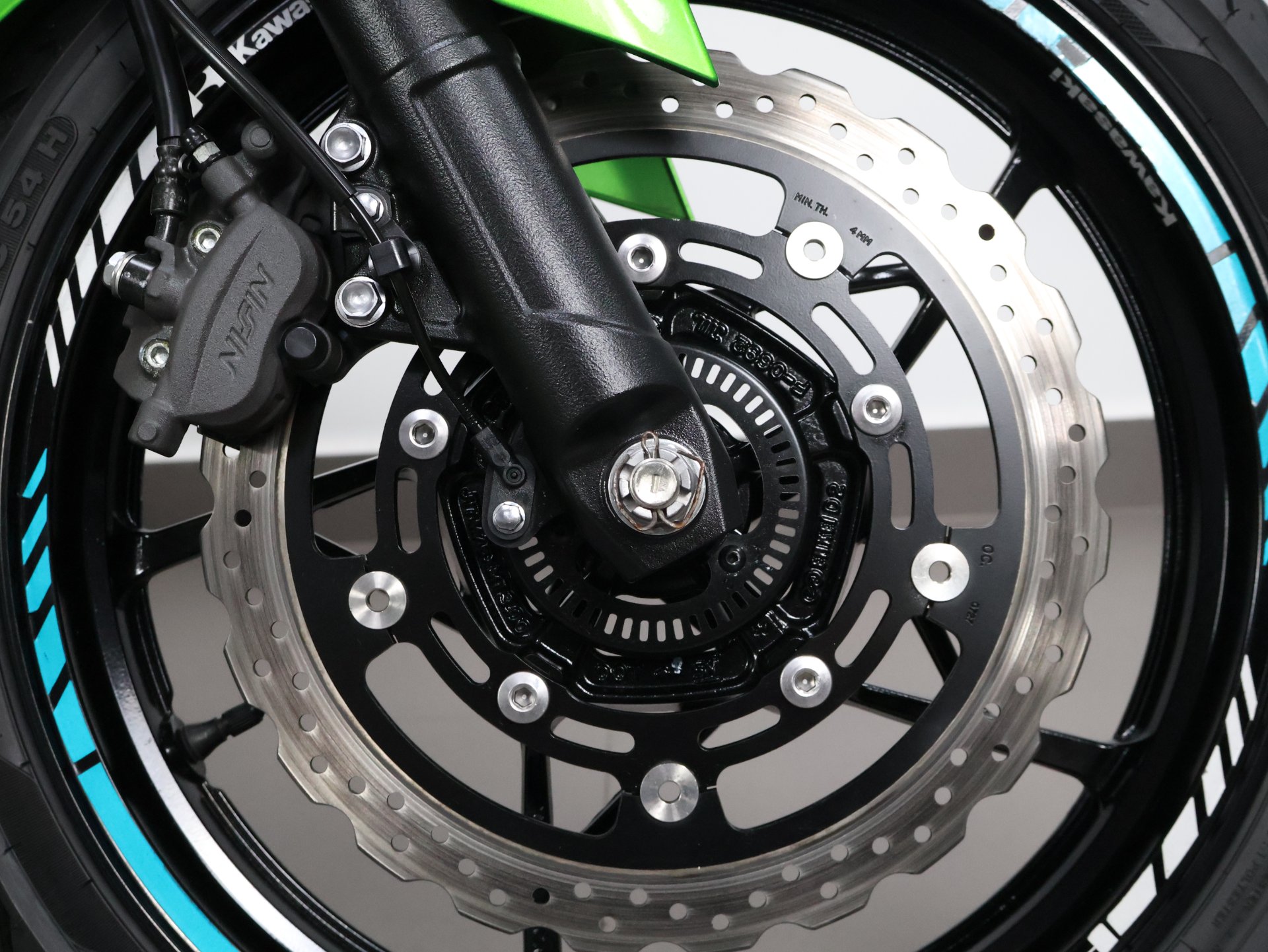 KAWASAKI Z400