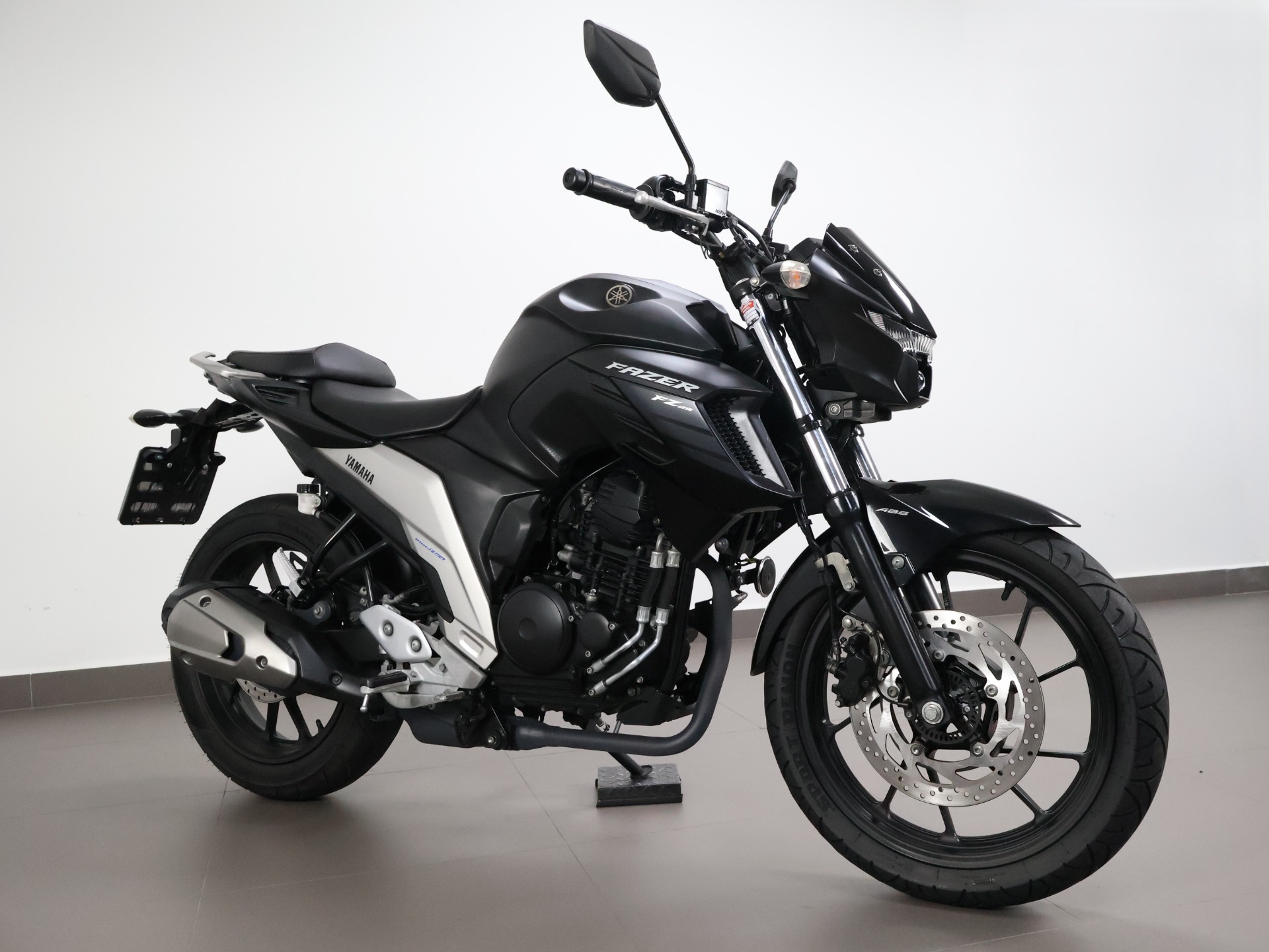 YAMAHA FZ25 FAZER ABS