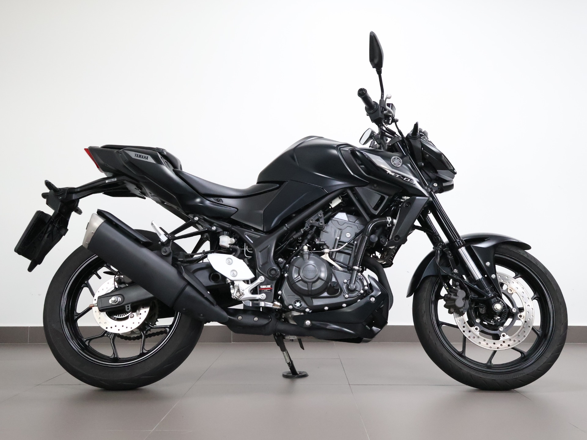YAMAHA MT-03 CONNECTED ABS
