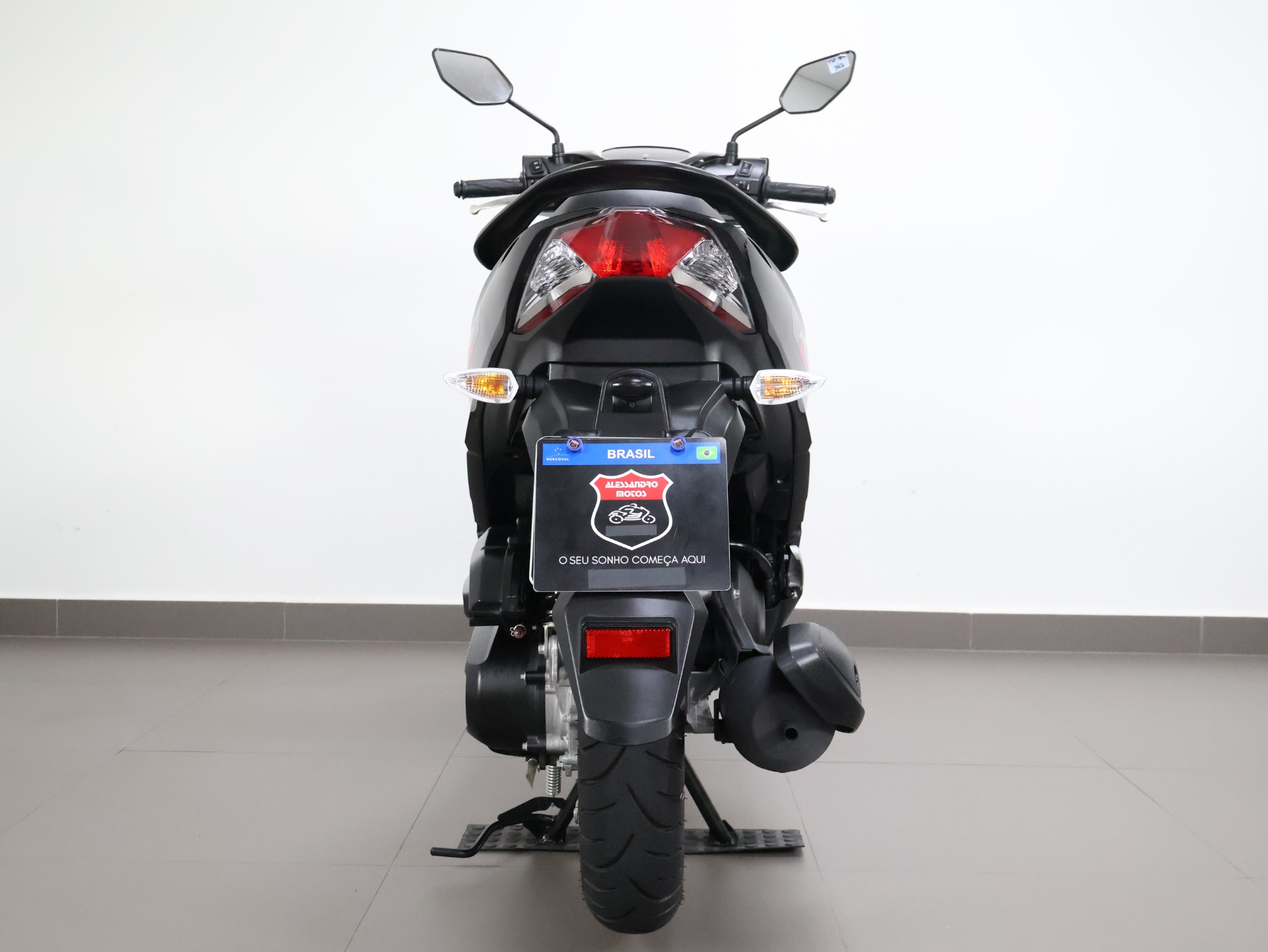 YAMAHA FLUO 125 HYBRID CONNECTED ABS