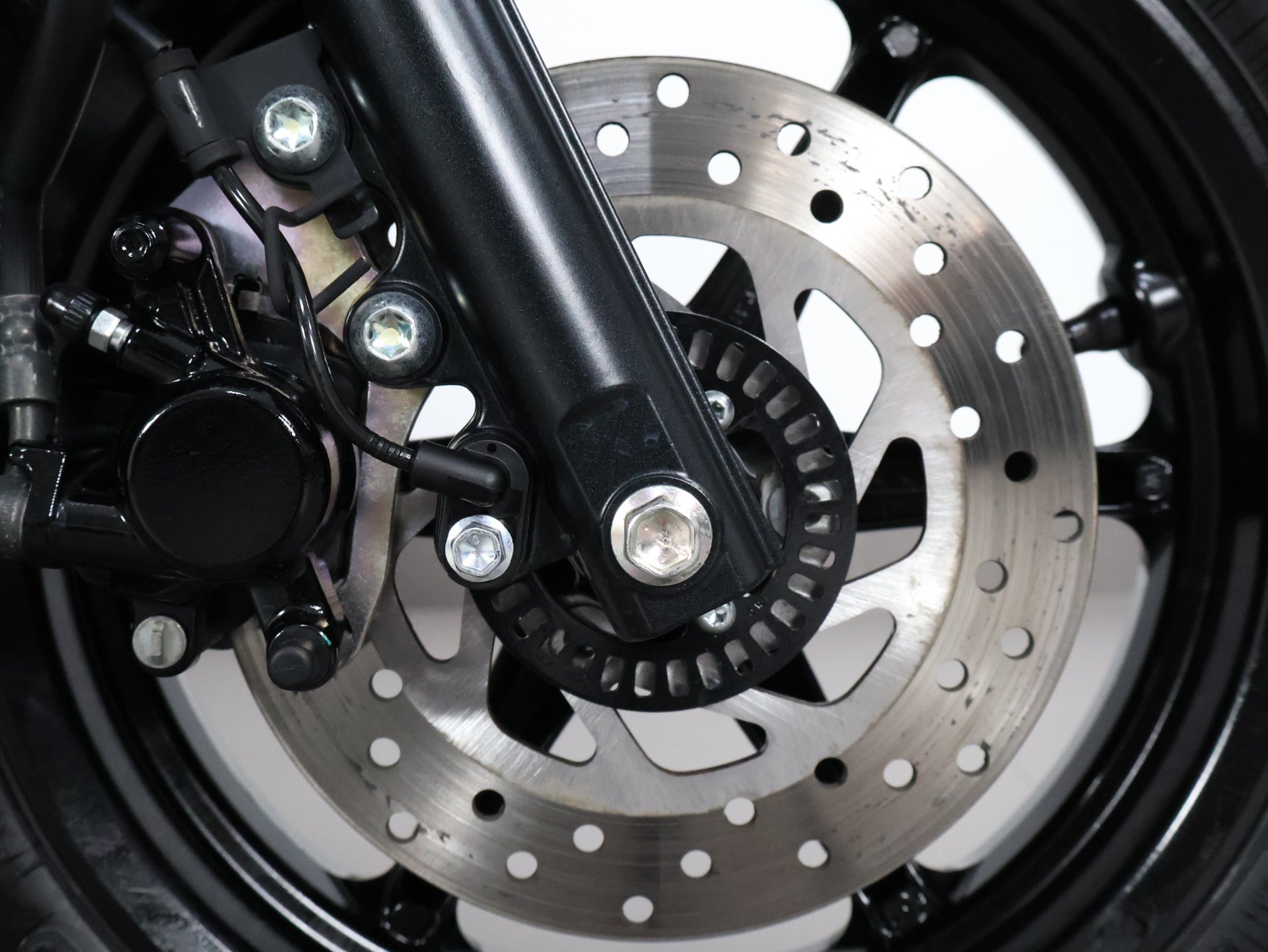 YAMAHA FLUO 125 HYBRID CONNECTED ABS