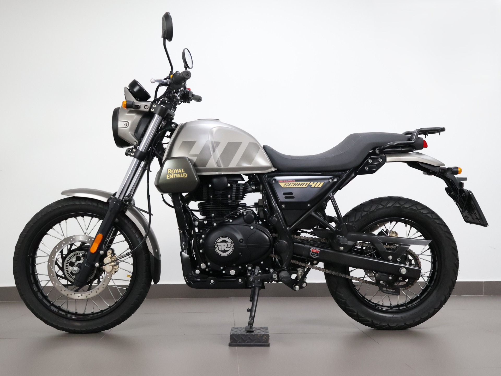 ROYAL ENFIELD SCRAM 411