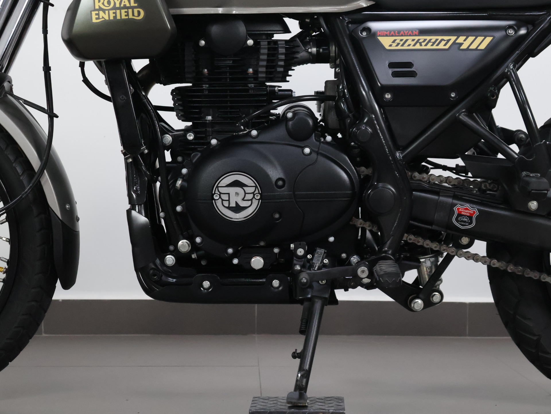 ROYAL ENFIELD SCRAM 411