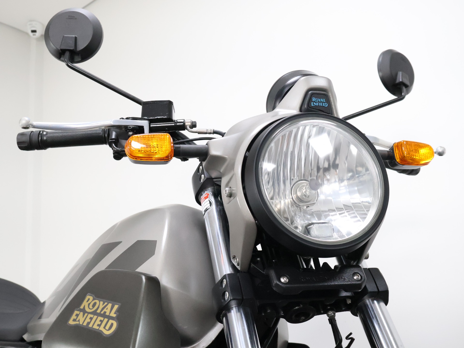 ROYAL ENFIELD SCRAM 411