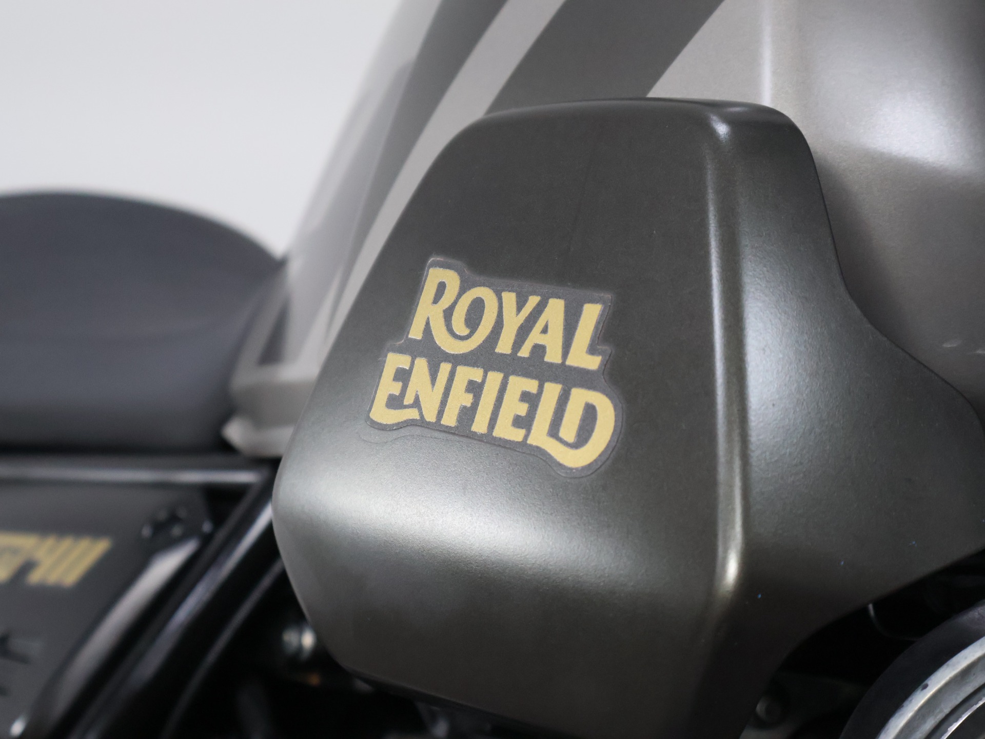 ROYAL ENFIELD SCRAM 411