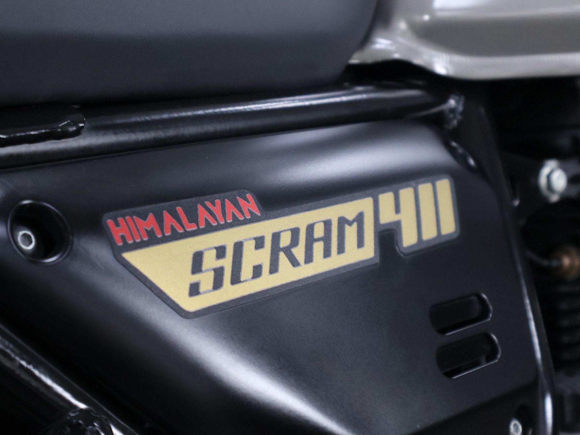 ROYAL ENFIELD SCRAM 411