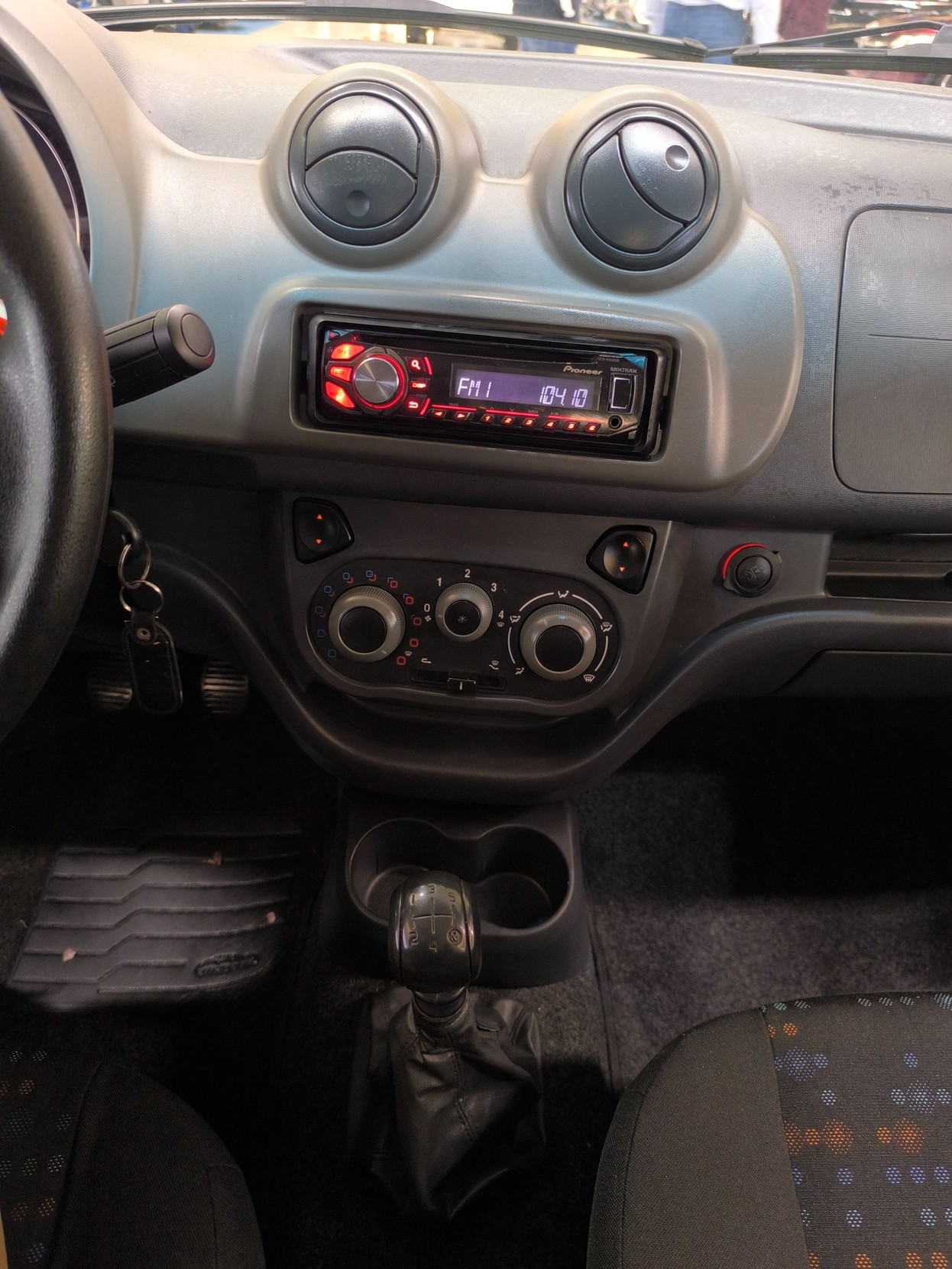 Car Image 21