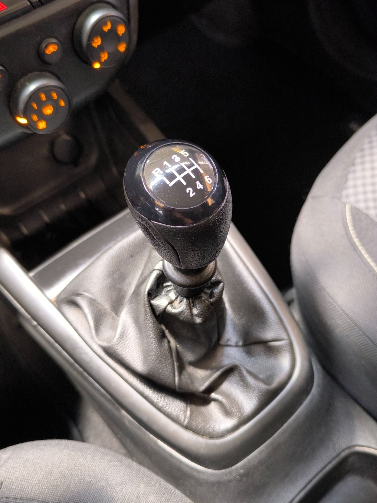 PRISMA 1.0 MPFI JOY 8V