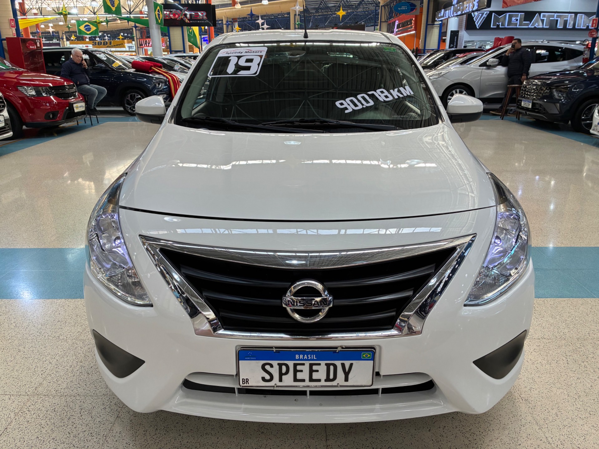 NISSAN VERSA
