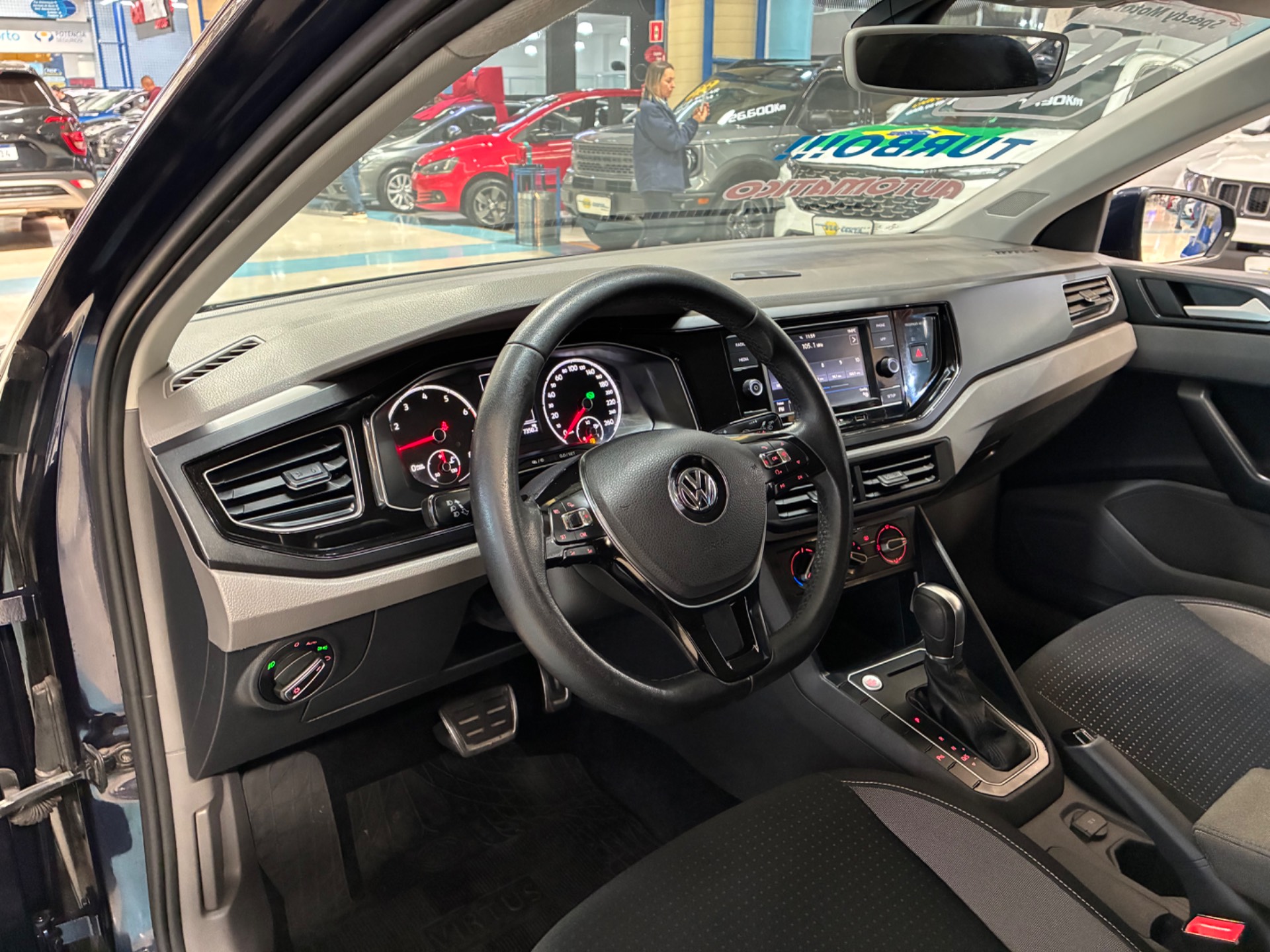 VOLKSWAGEN VIRTUS