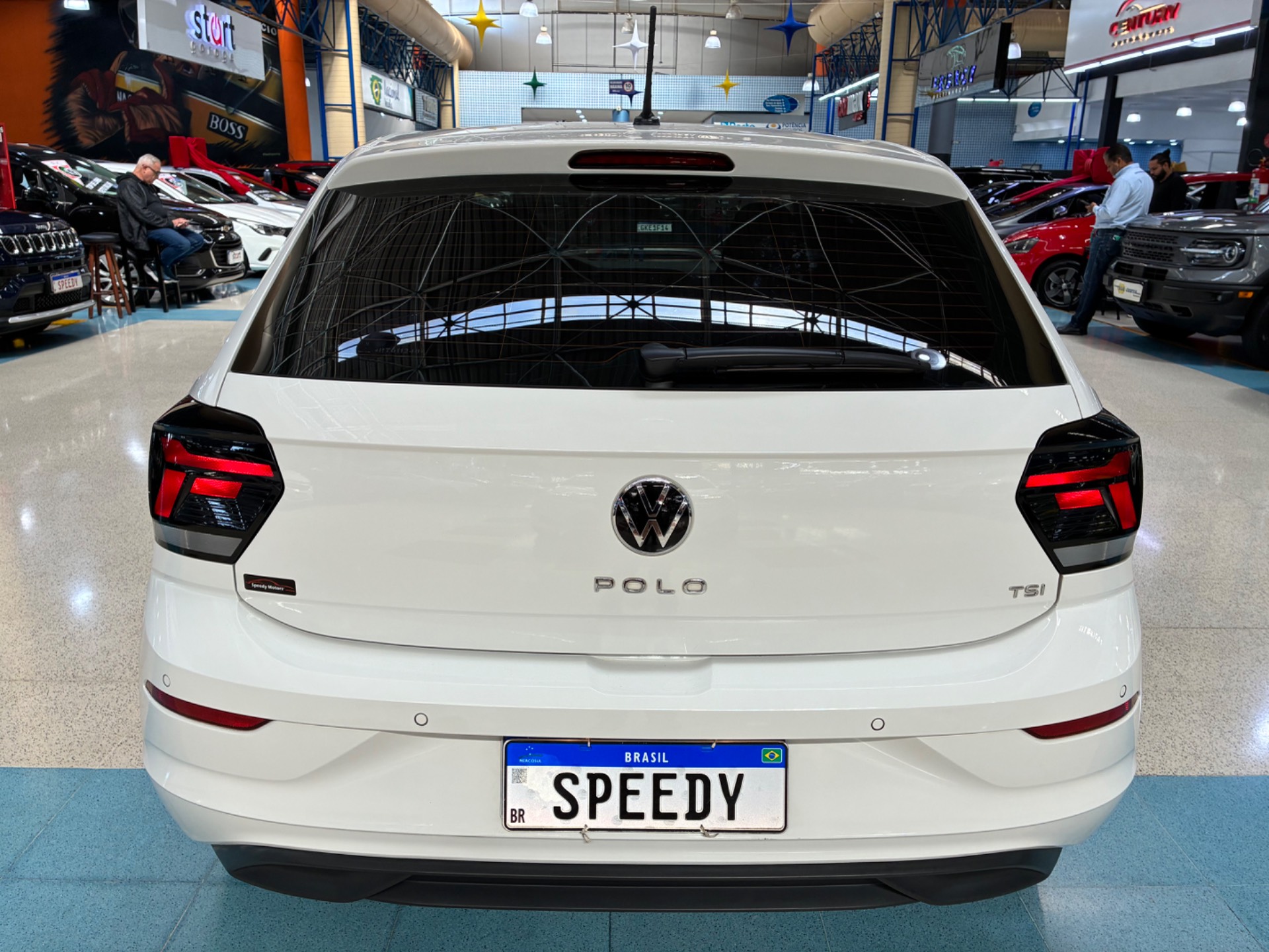 VOLKSWAGEN POLO