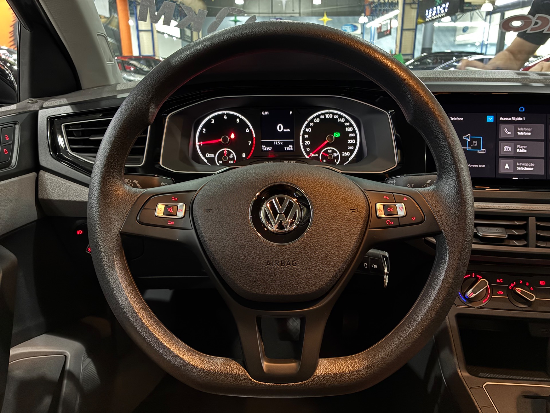 VOLKSWAGEN VIRTUS