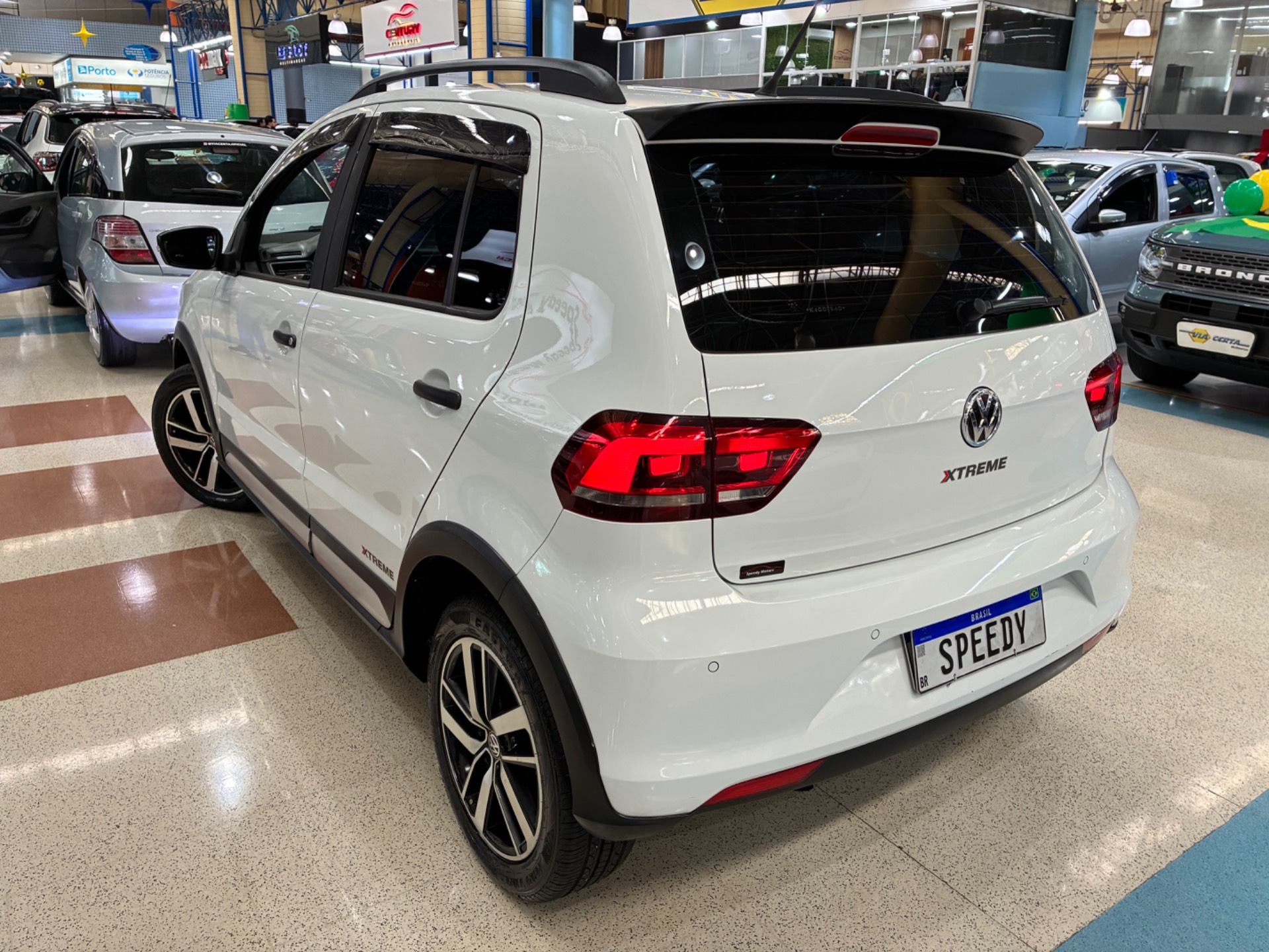 VOLKSWAGEN FOX