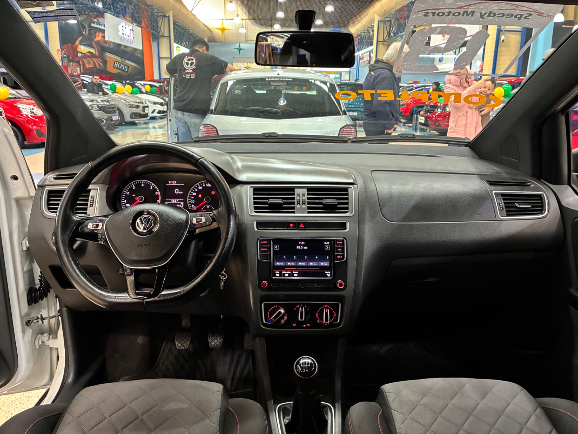 VOLKSWAGEN FOX