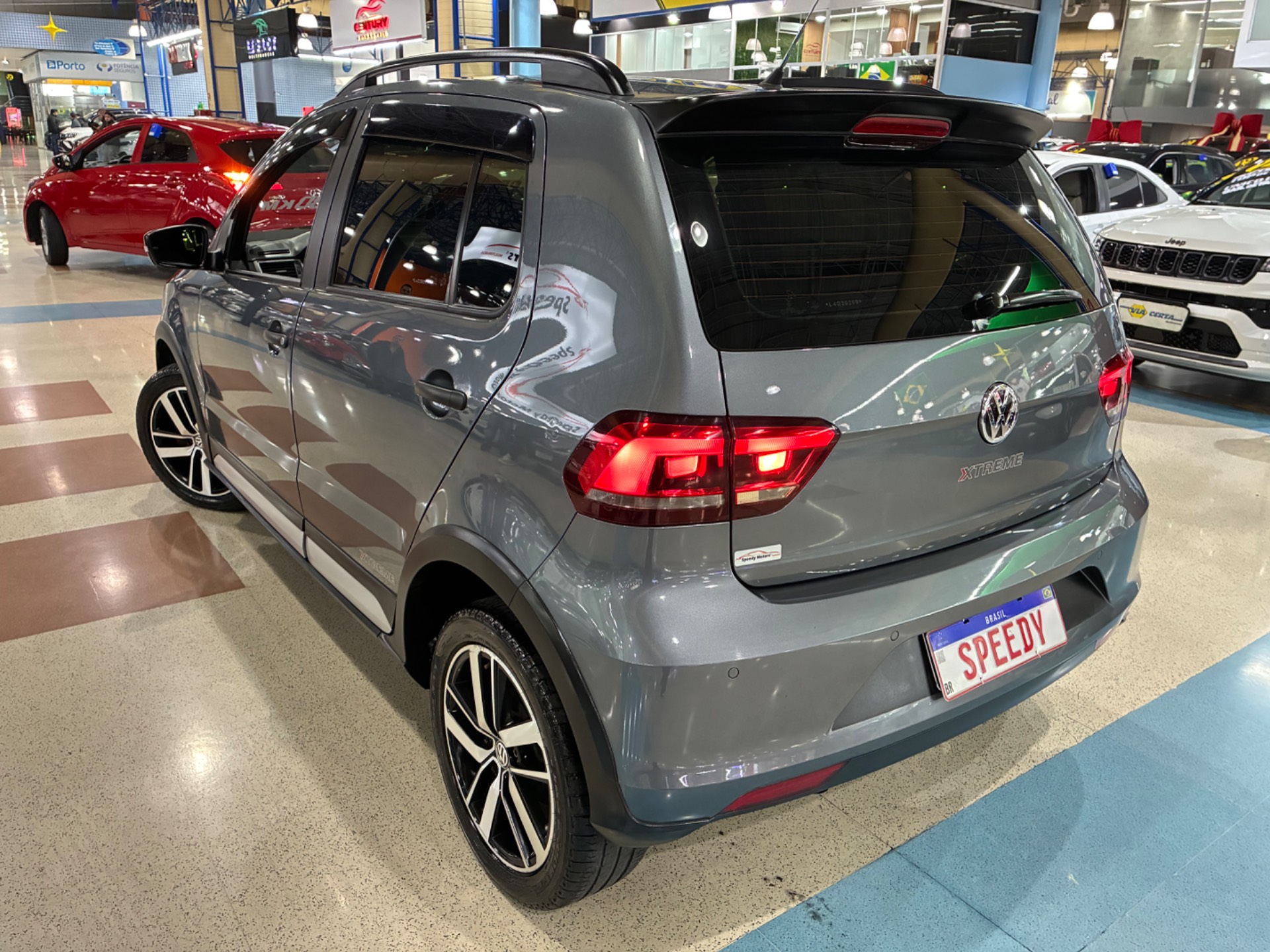 VOLKSWAGEN FOX