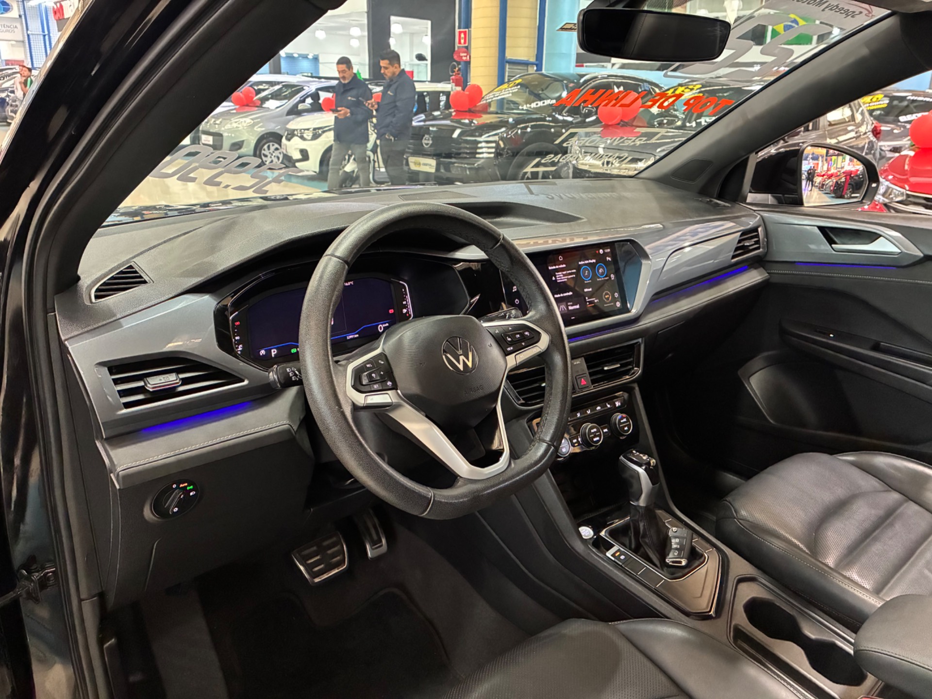 VOLKSWAGEN TAOS