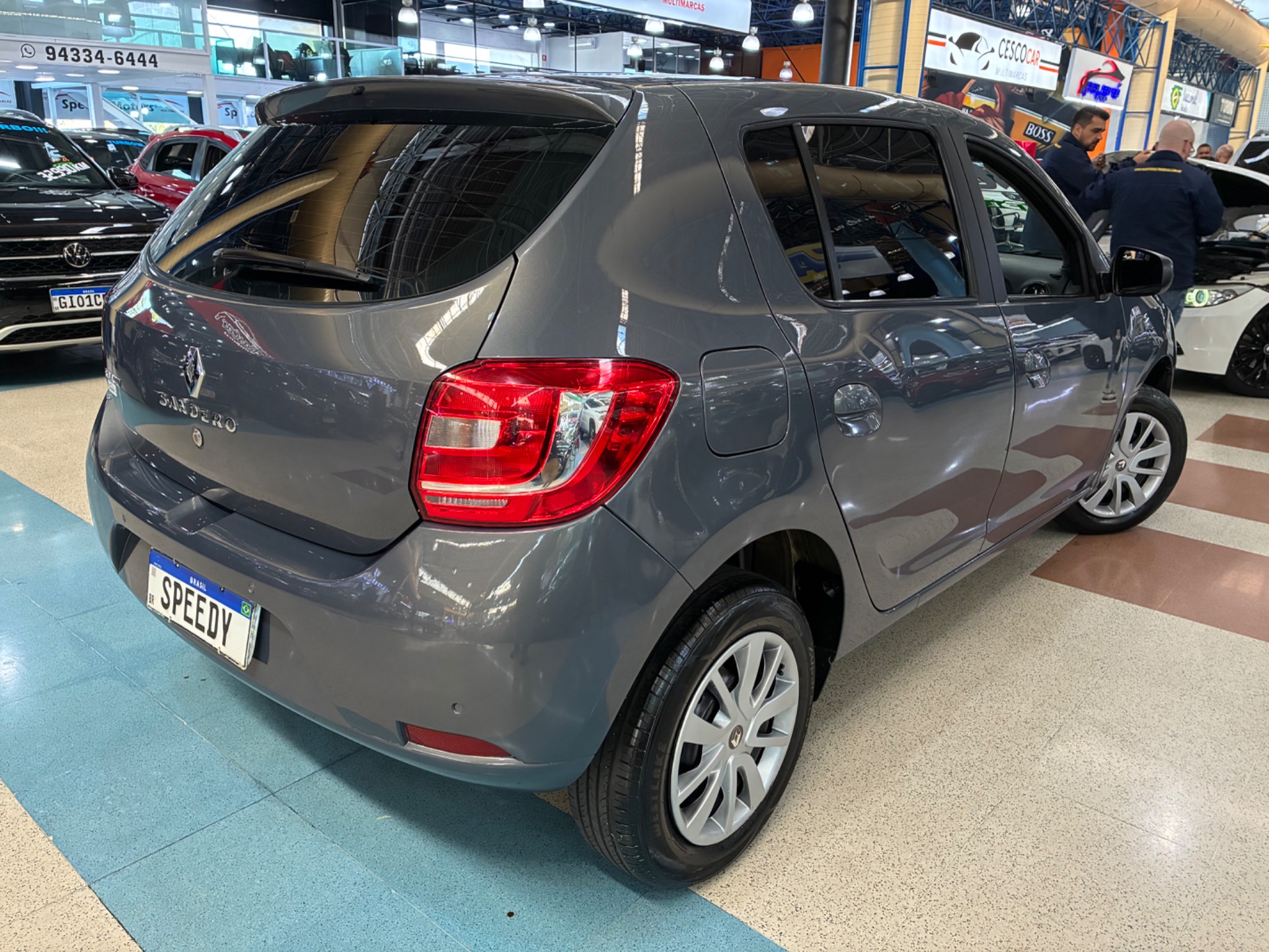 RENAULT SANDERO