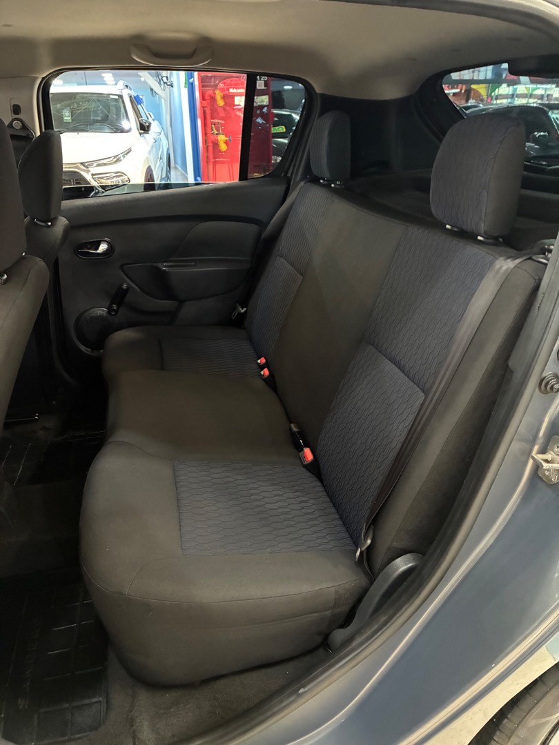 RENAULT SANDERO