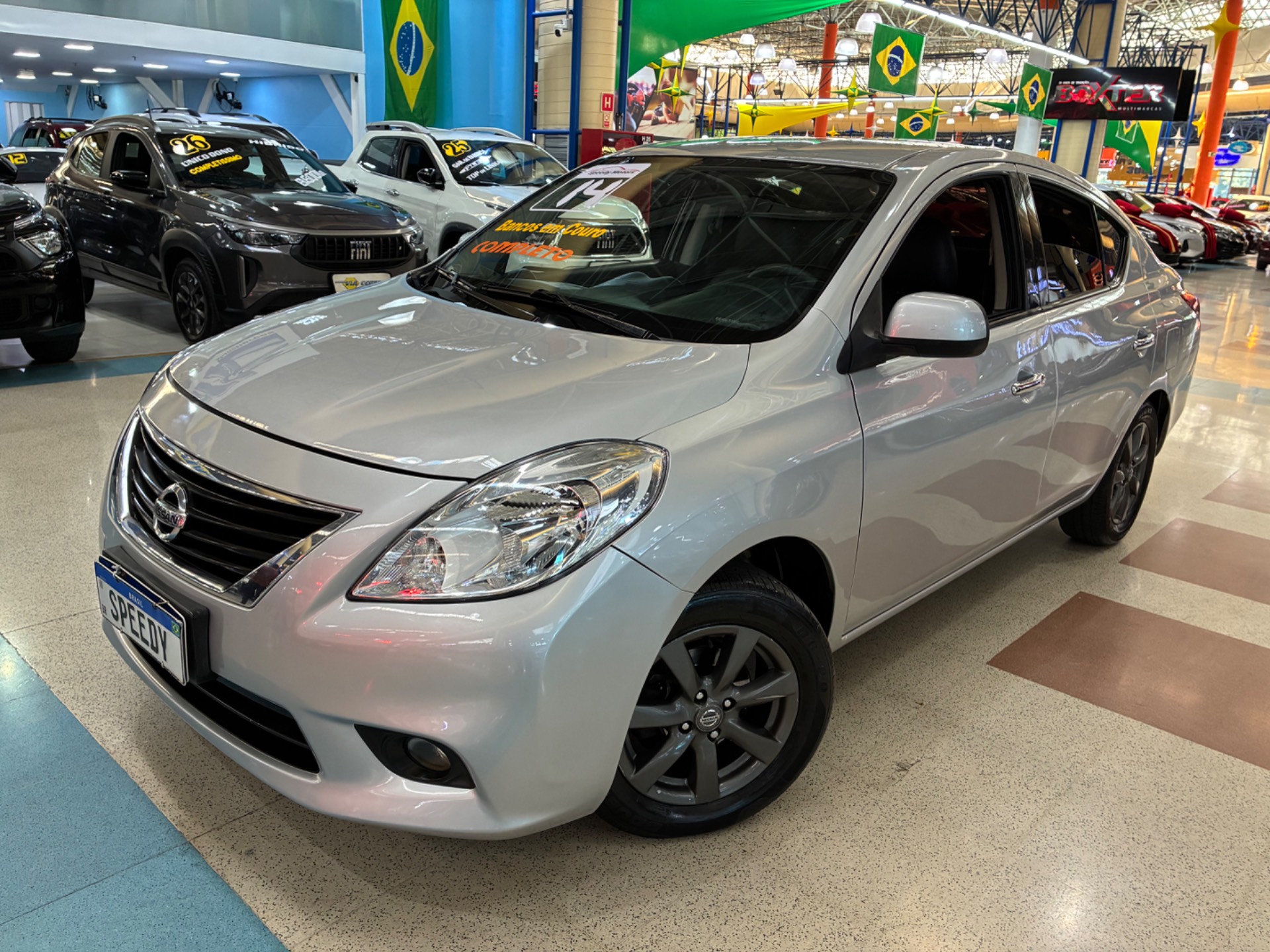 NISSAN VERSA