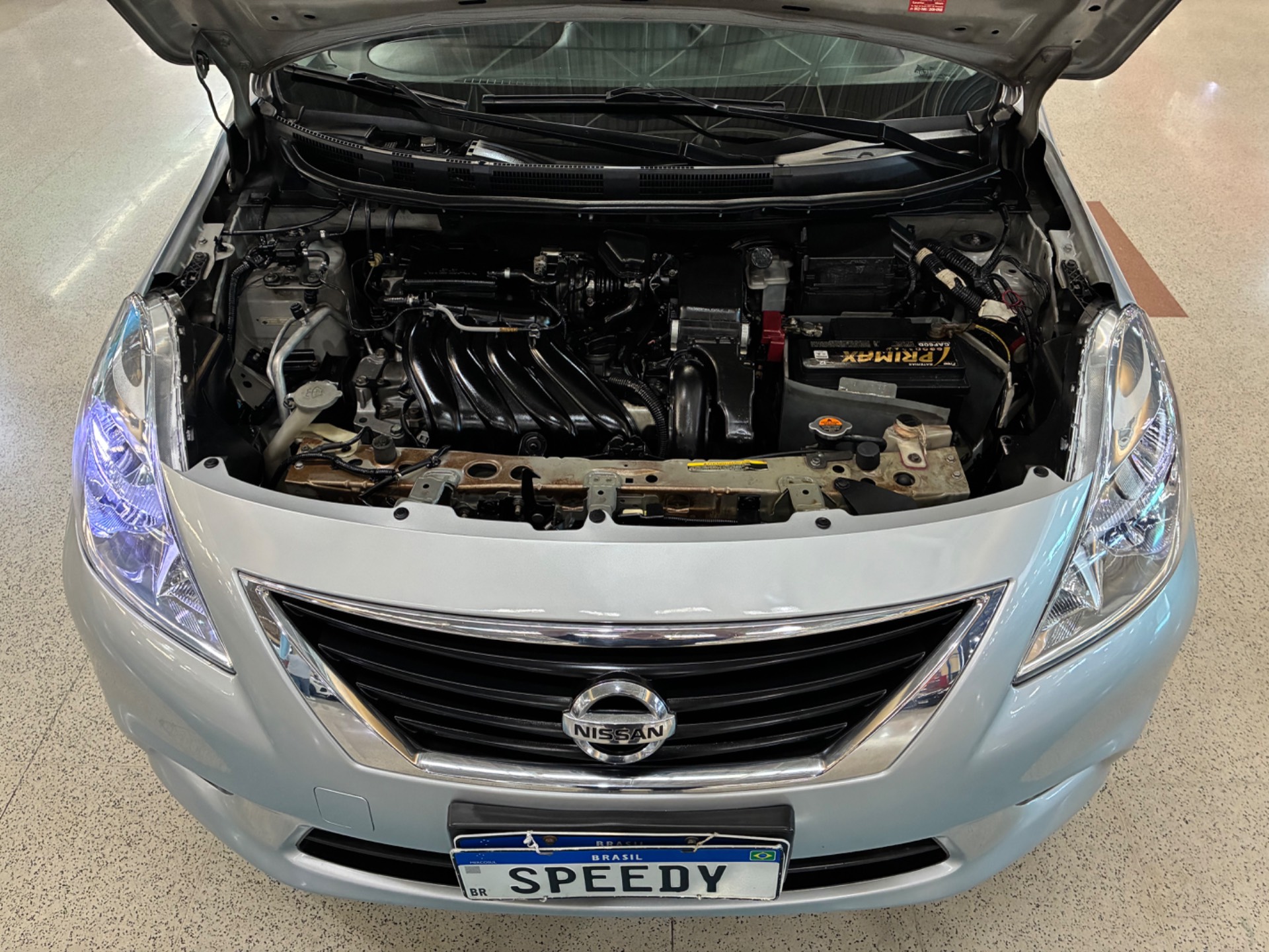 NISSAN VERSA
