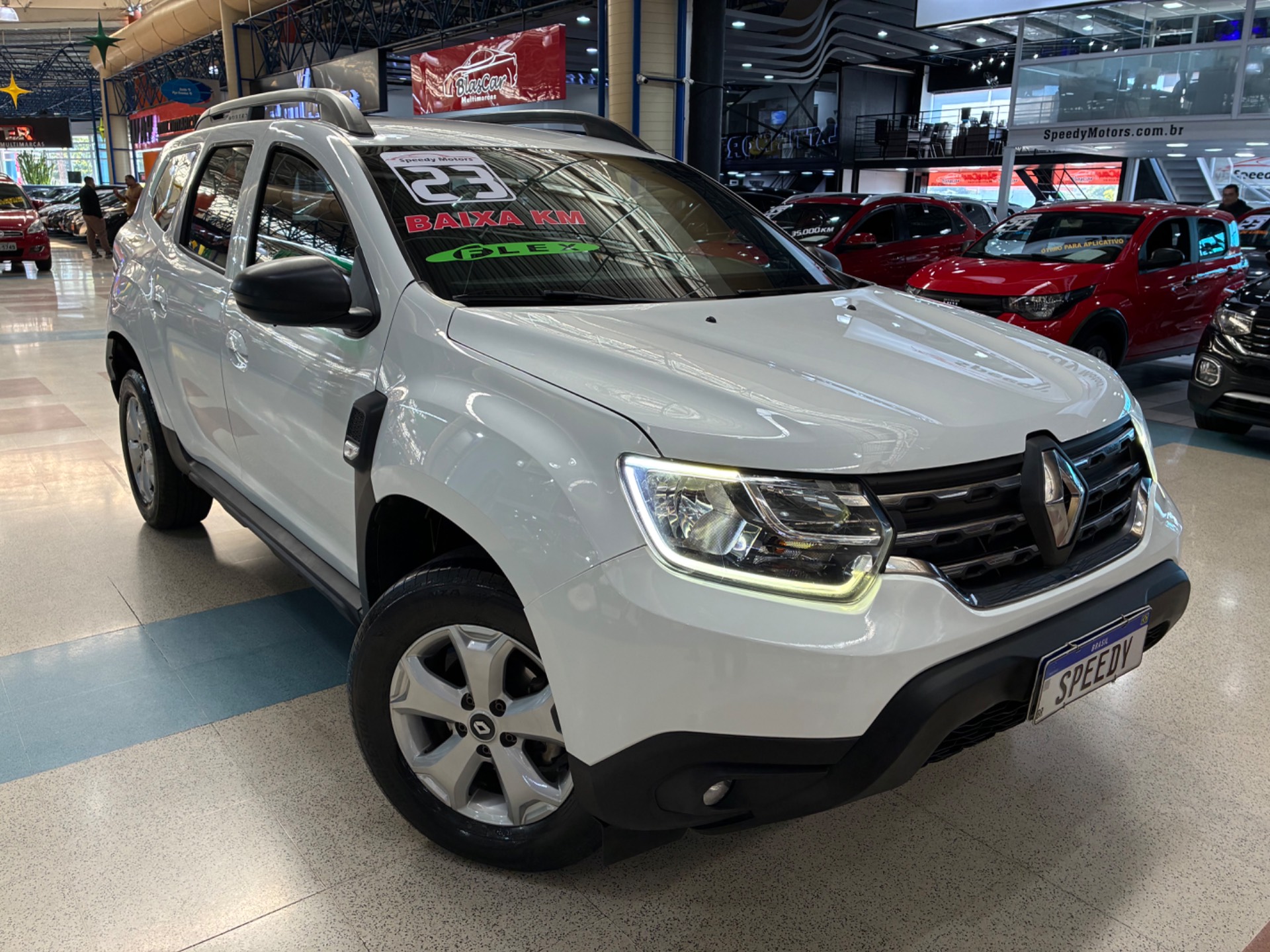 RENAULT DUSTER