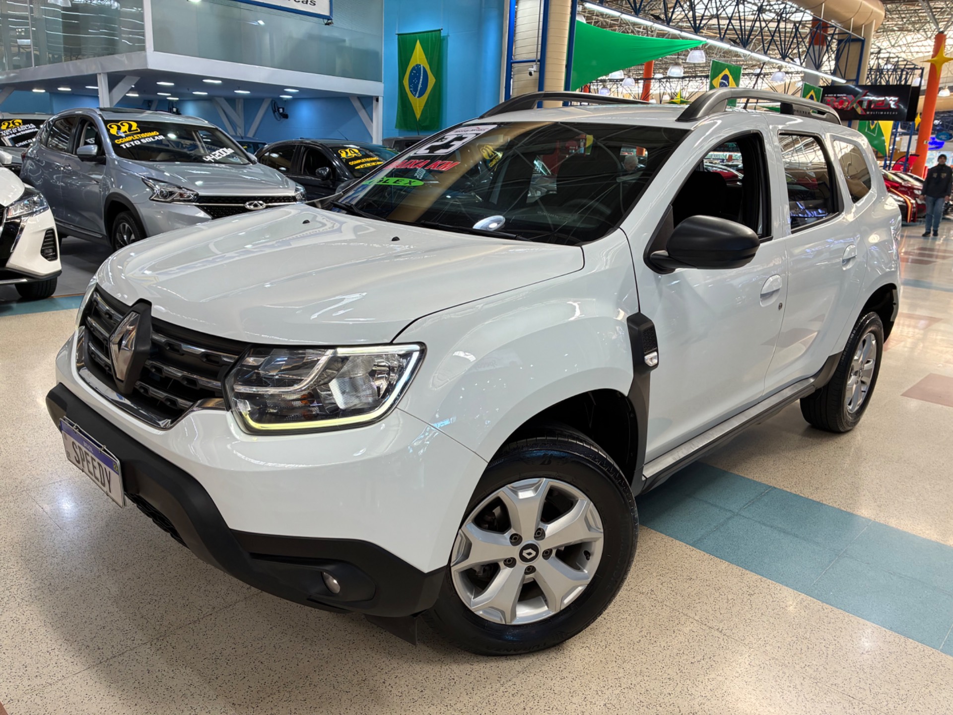 RENAULT DUSTER