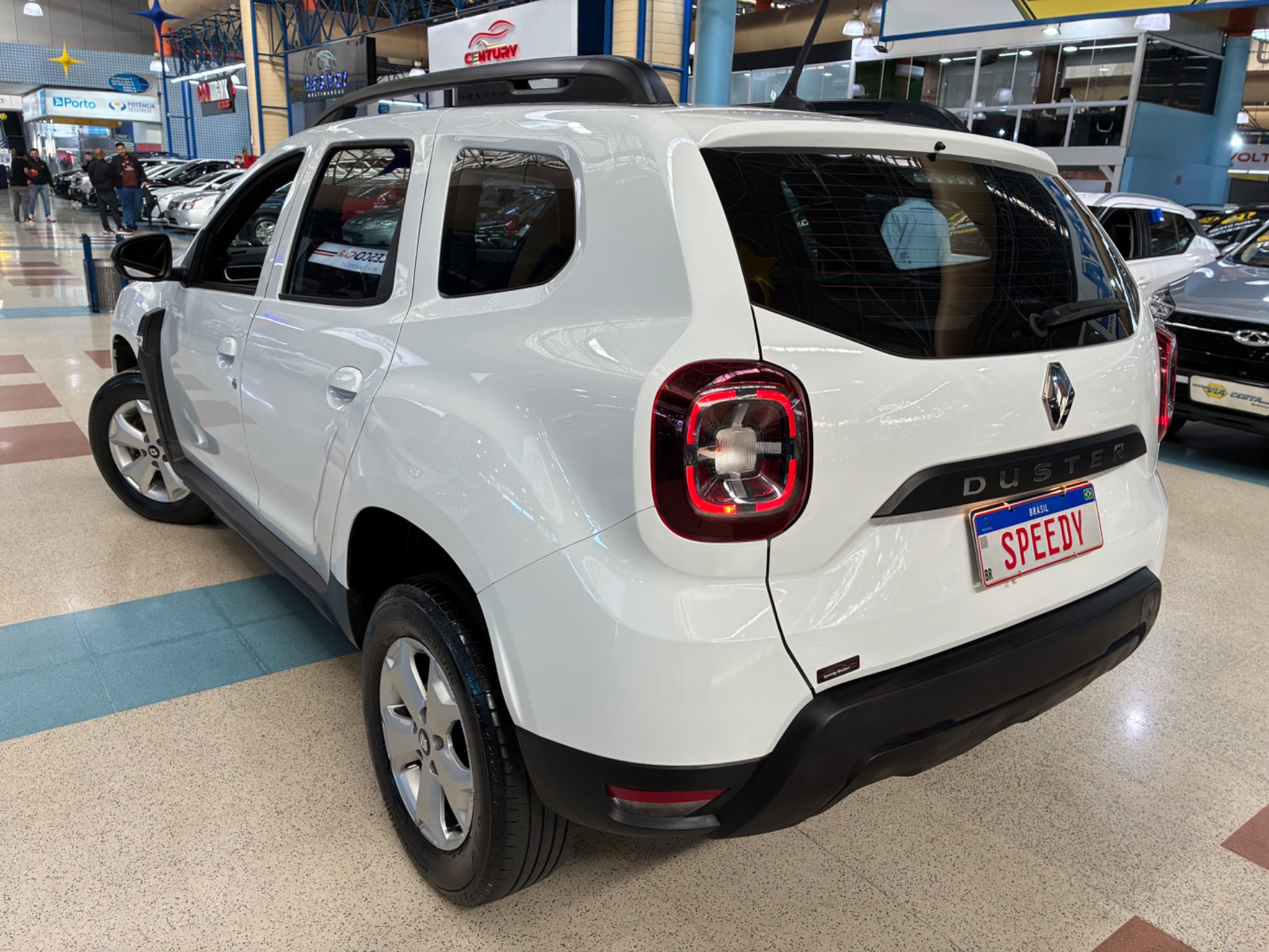 RENAULT DUSTER