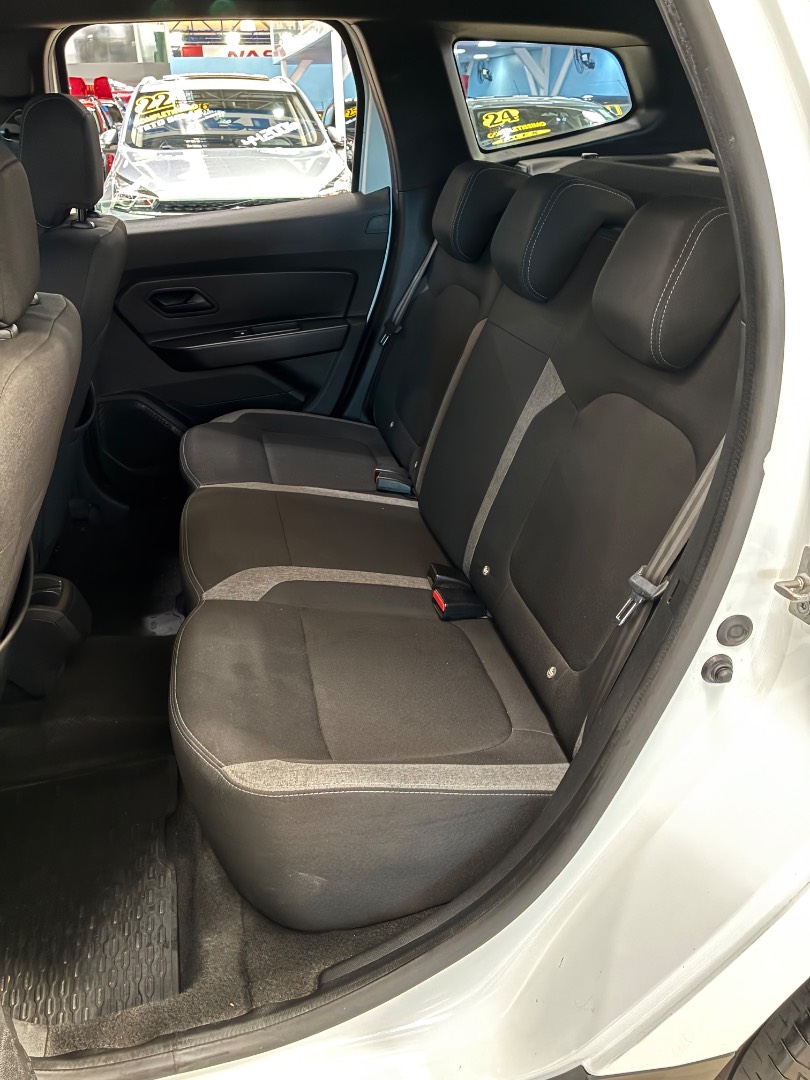RENAULT DUSTER