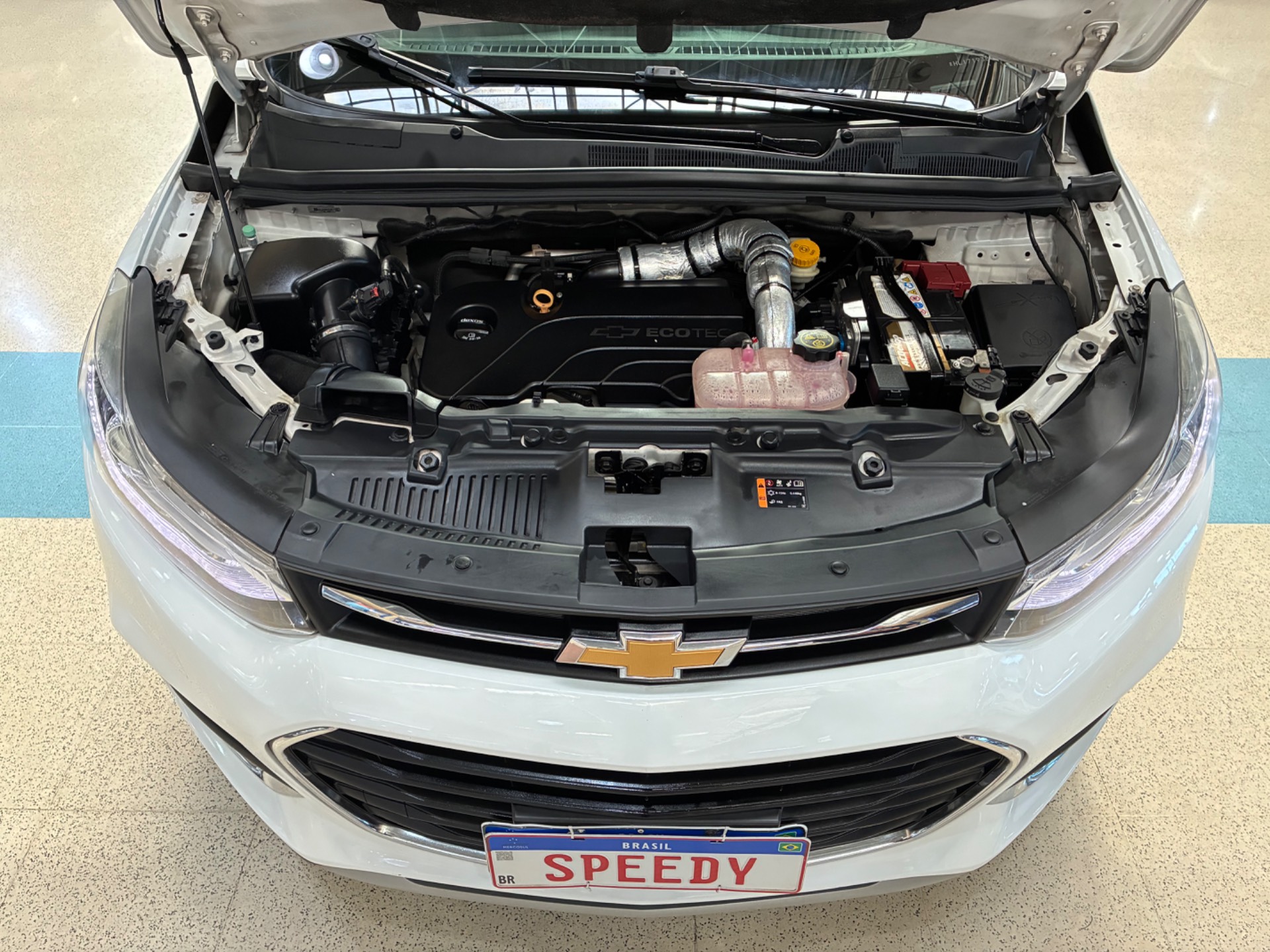 CHEVROLET TRACKER