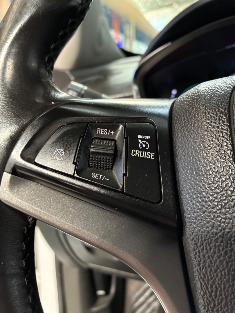 CHEVROLET TRACKER