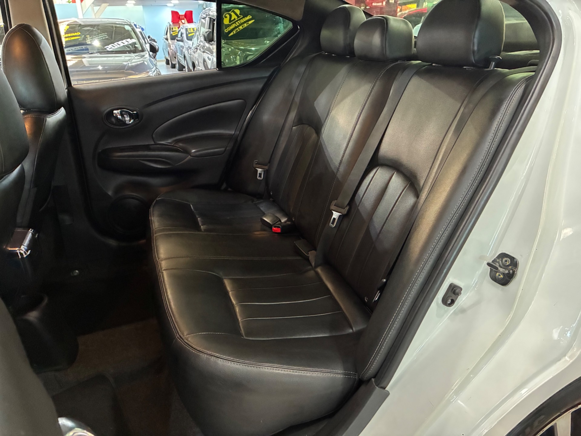 NISSAN VERSA