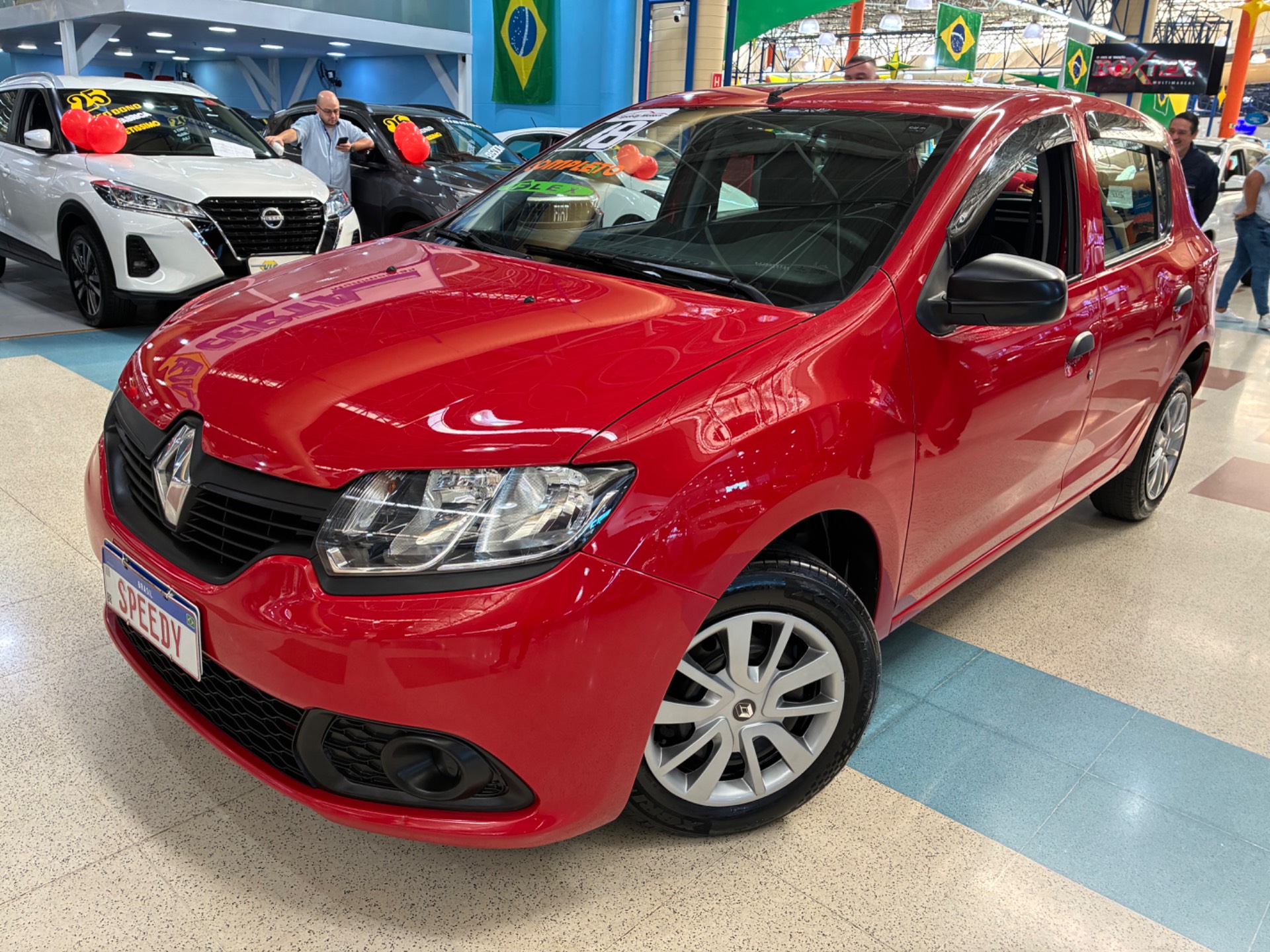 RENAULT SANDERO
