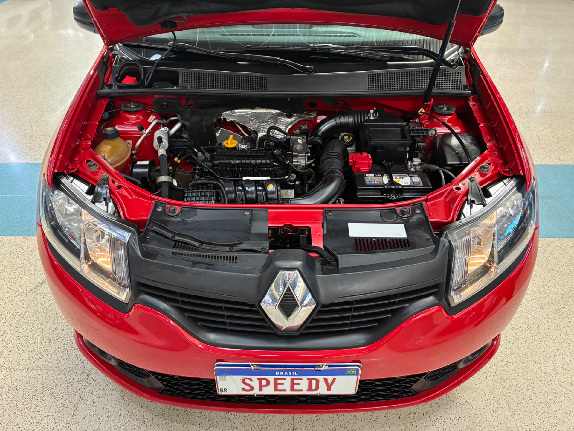 RENAULT SANDERO