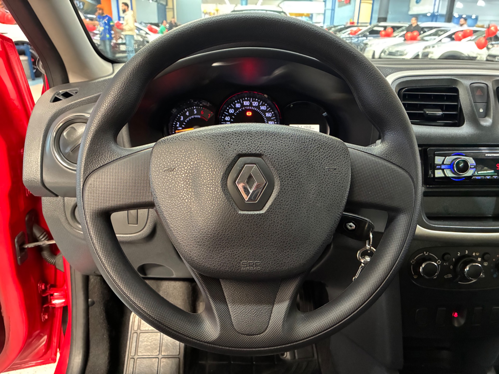 RENAULT SANDERO