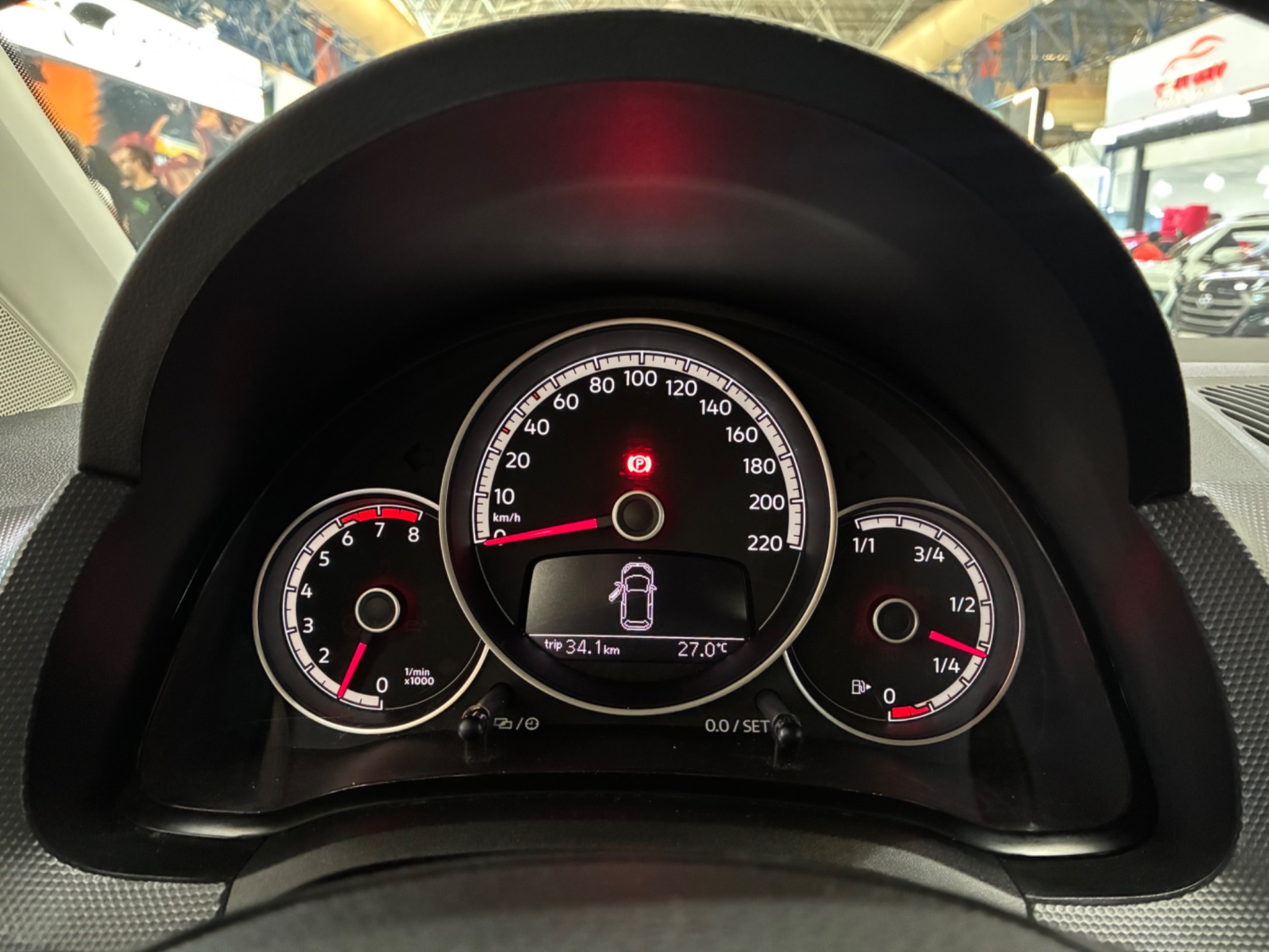 VOLKSWAGEN UP