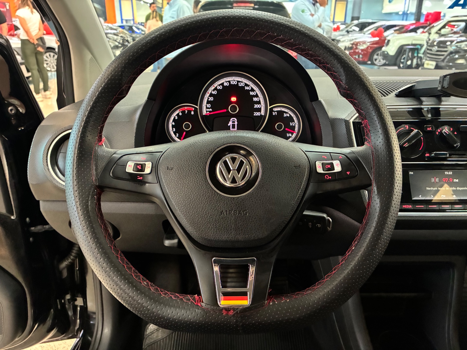 VOLKSWAGEN UP