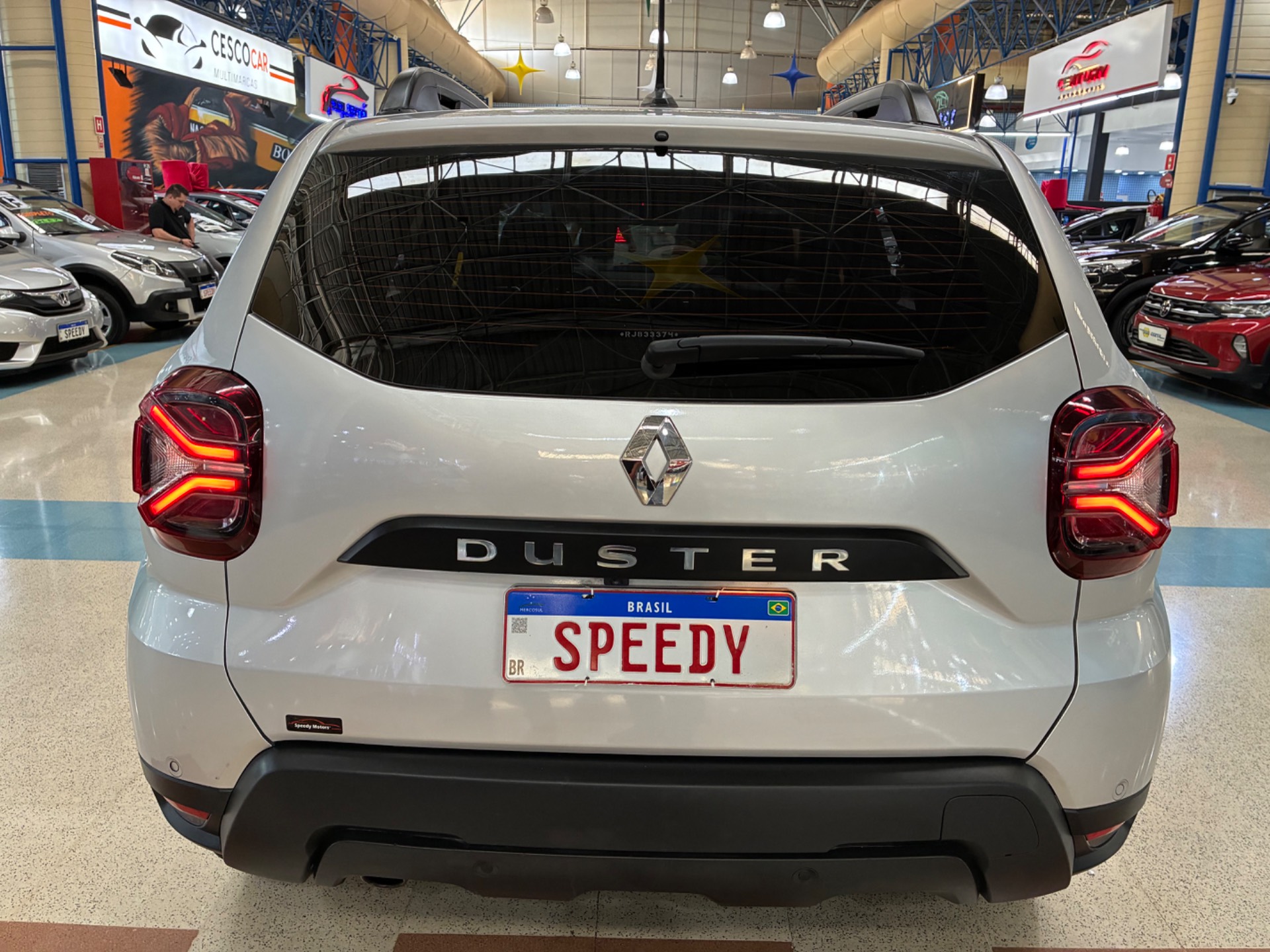 RENAULT DUSTER