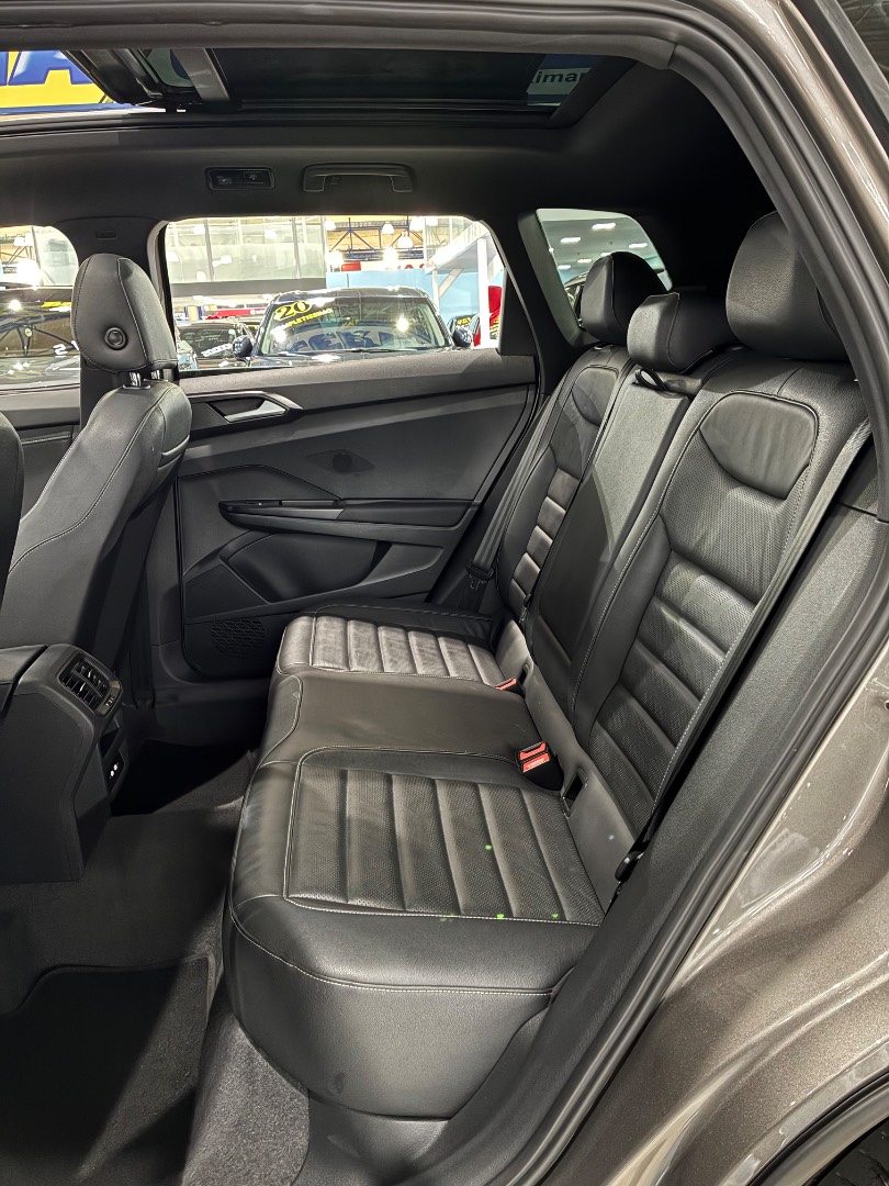VOLKSWAGEN TAOS