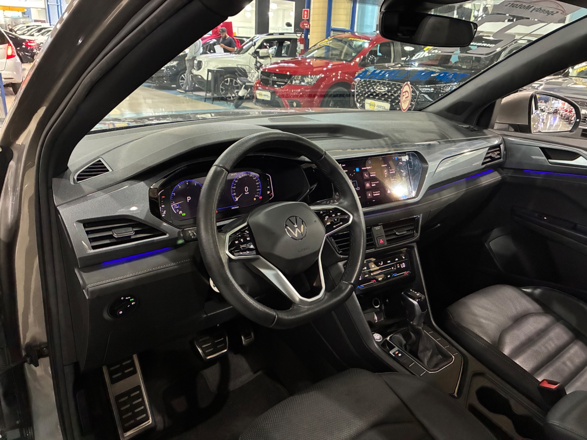 VOLKSWAGEN TAOS